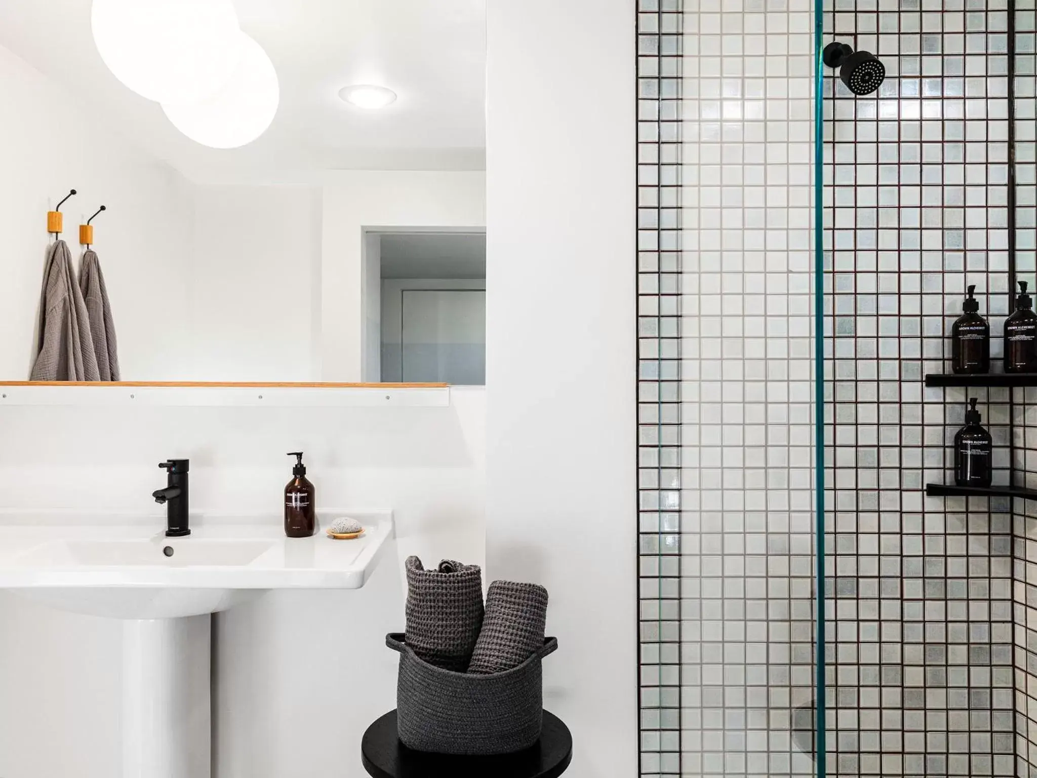 Spacious Double Queen in Hotel June West LA, a Member of Design Hotels Spacious Double Queen in Hotel June West LA, a Member of Design Hotels