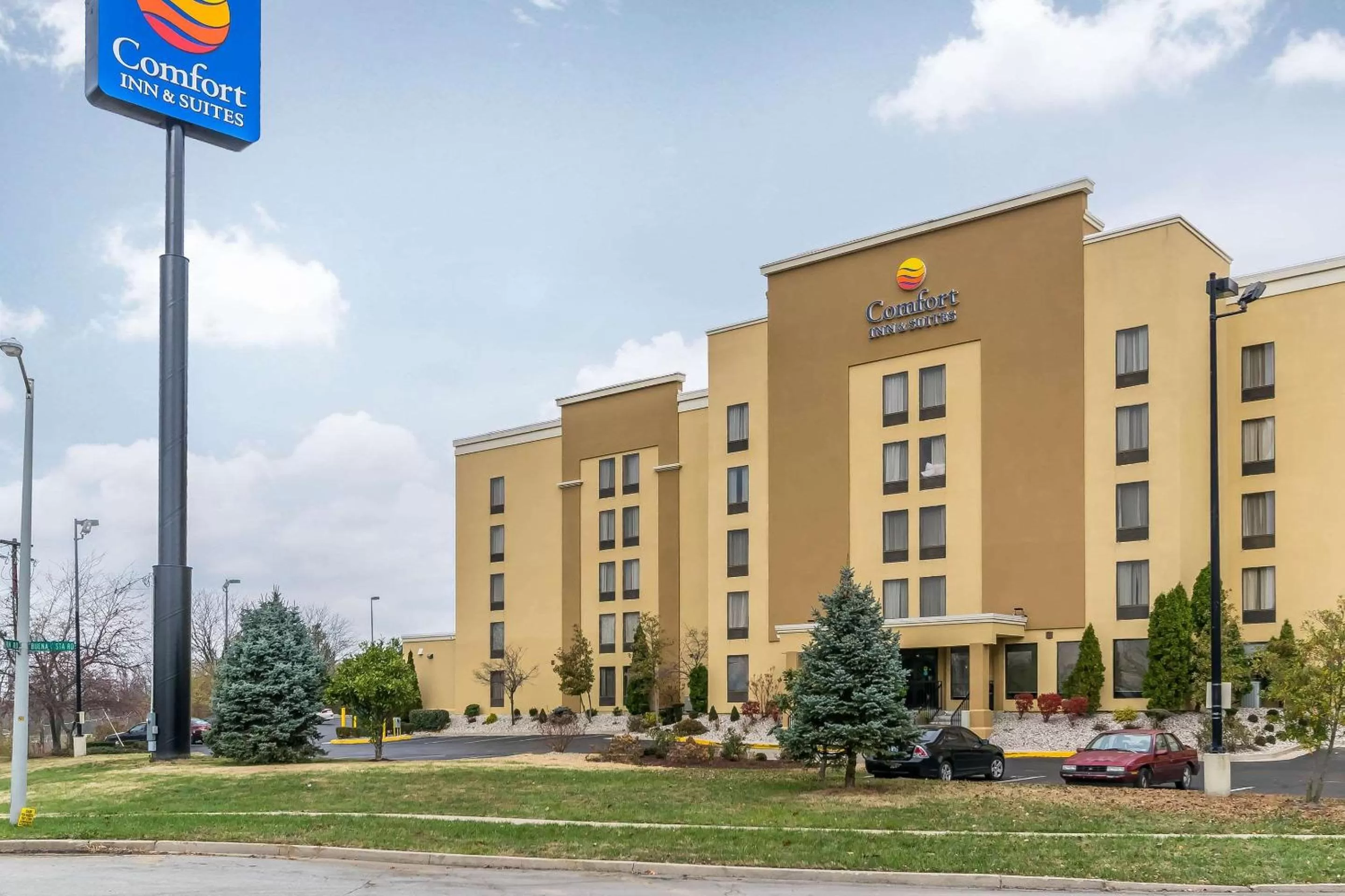Property building in Comfort Inn & Suites Lexington - Hamburg I-75