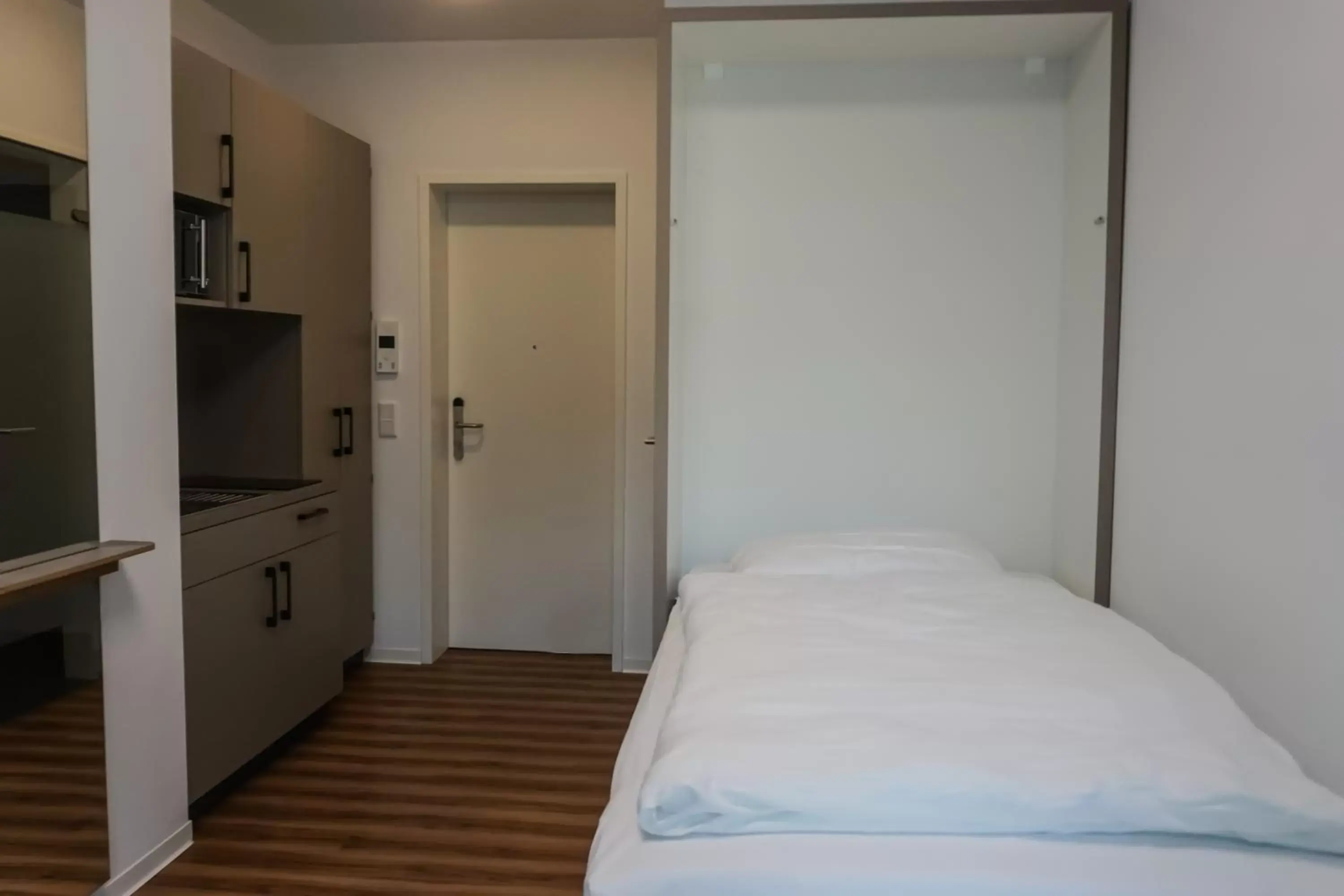 Deluxe Single Room in nicetostay Deluxe Single Room in nicetostay