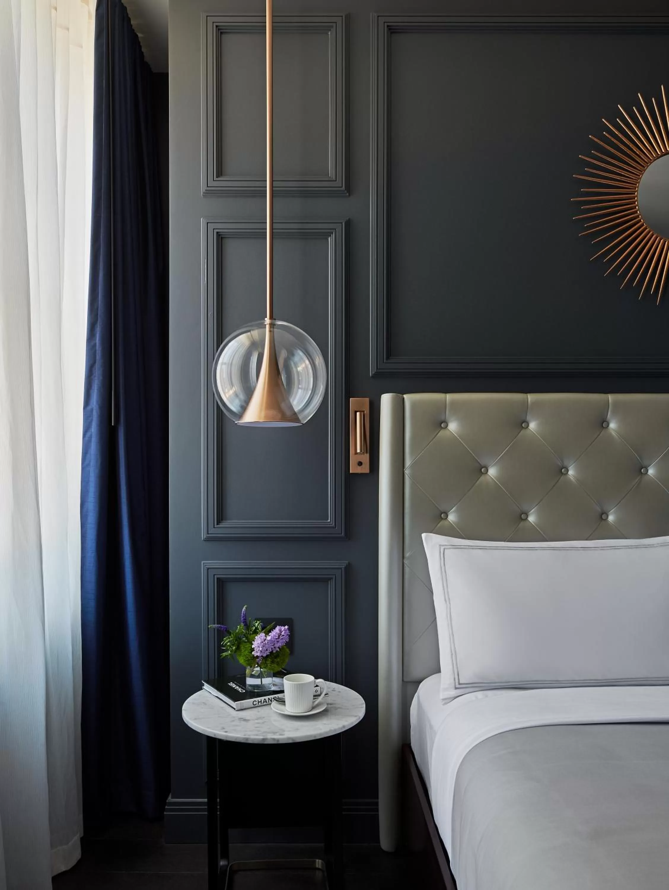 Bed in The LaSalle Chicago, Autograph Collection