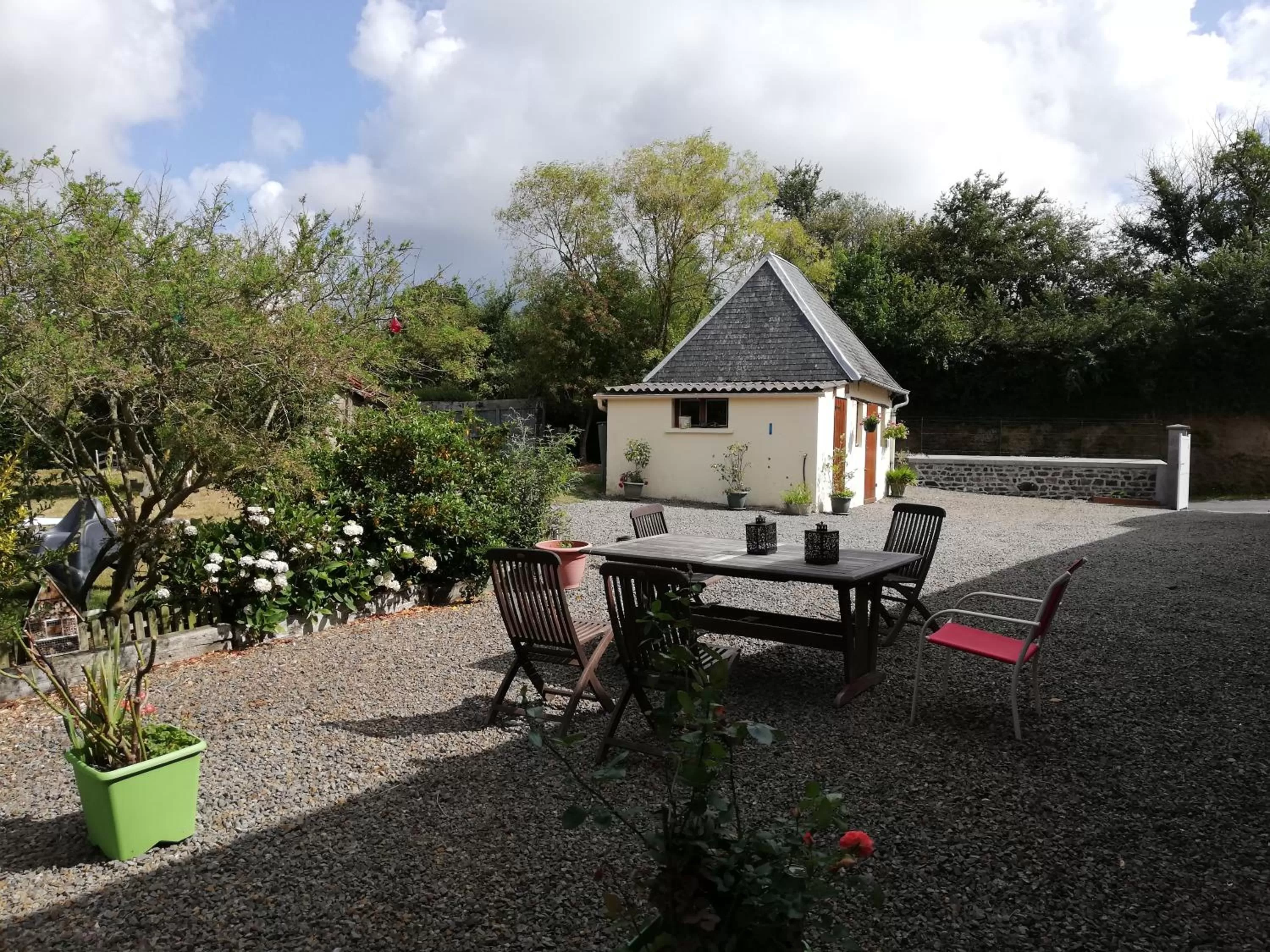 Parking in La Parisiere