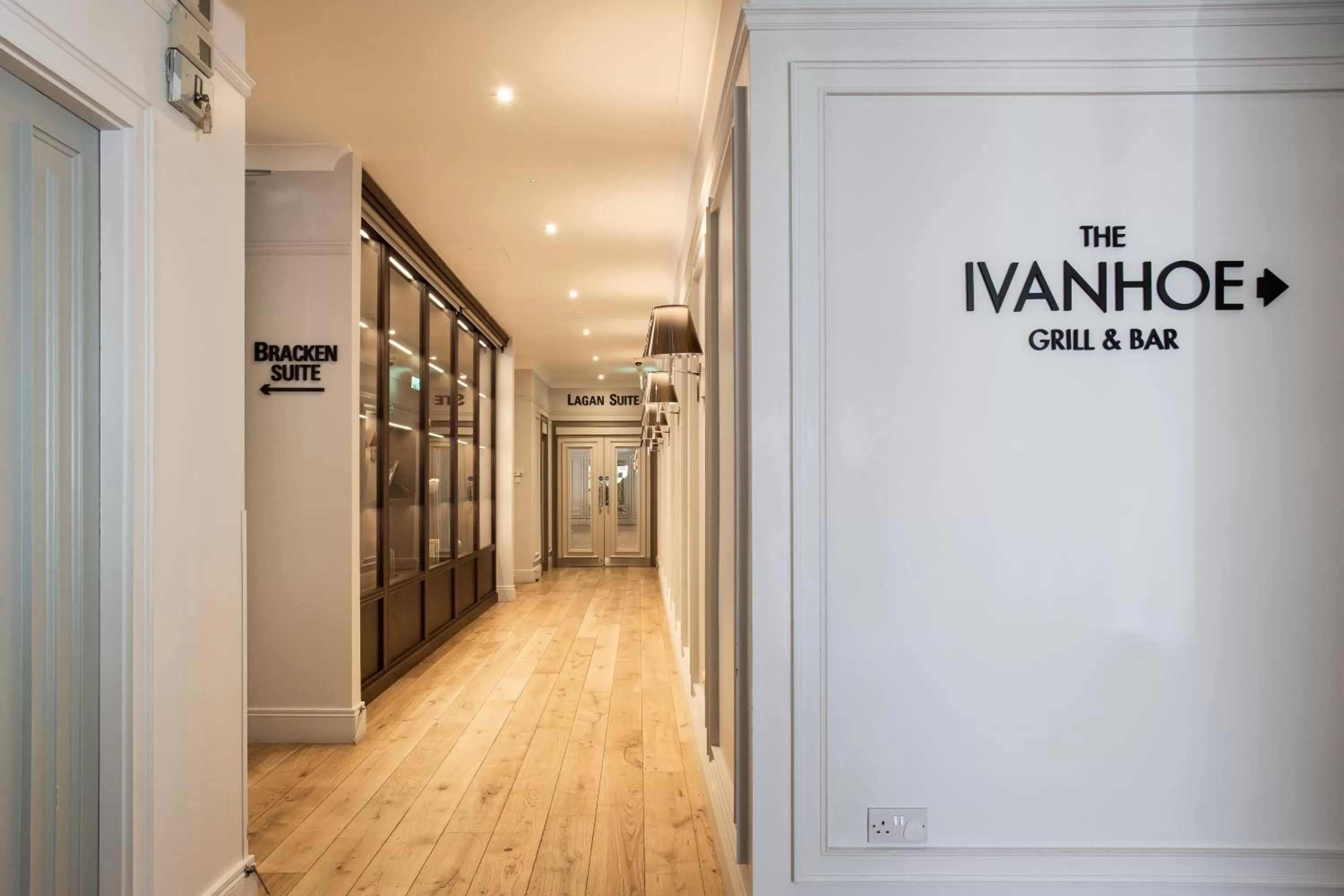 Ivanhoe Inn and Hotel