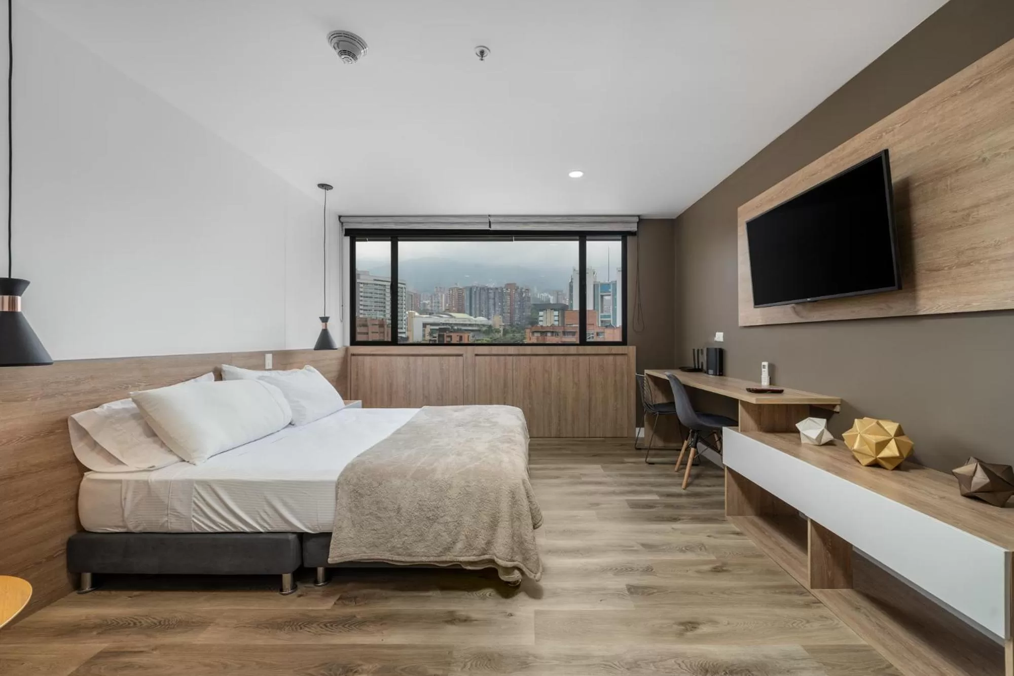 Bedroom, Bed in Apartamentos Go Living & Suites by HOUSY HOST