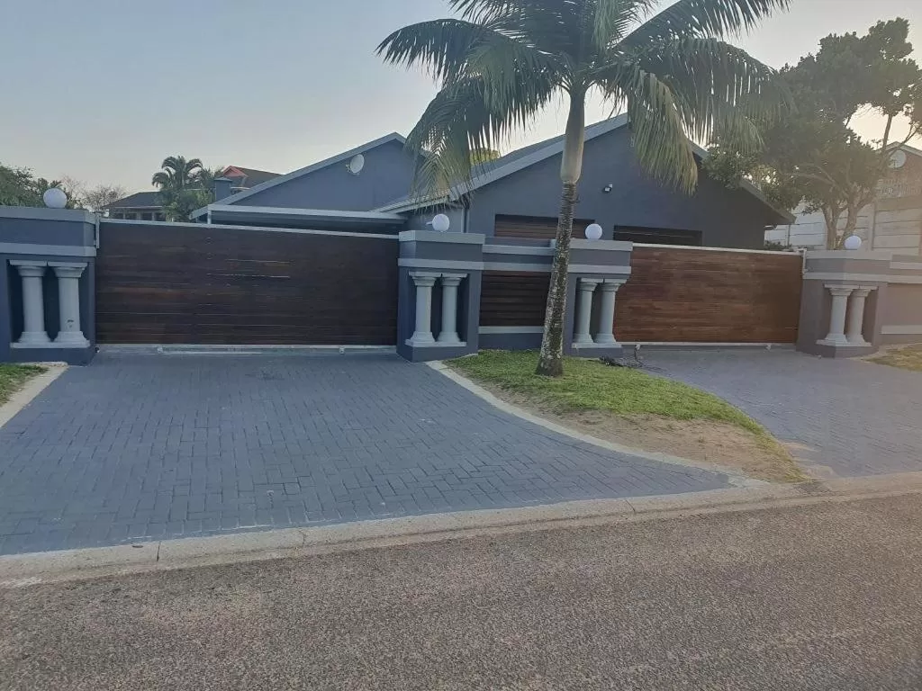 Property Building in Mzingeli Guesthouse