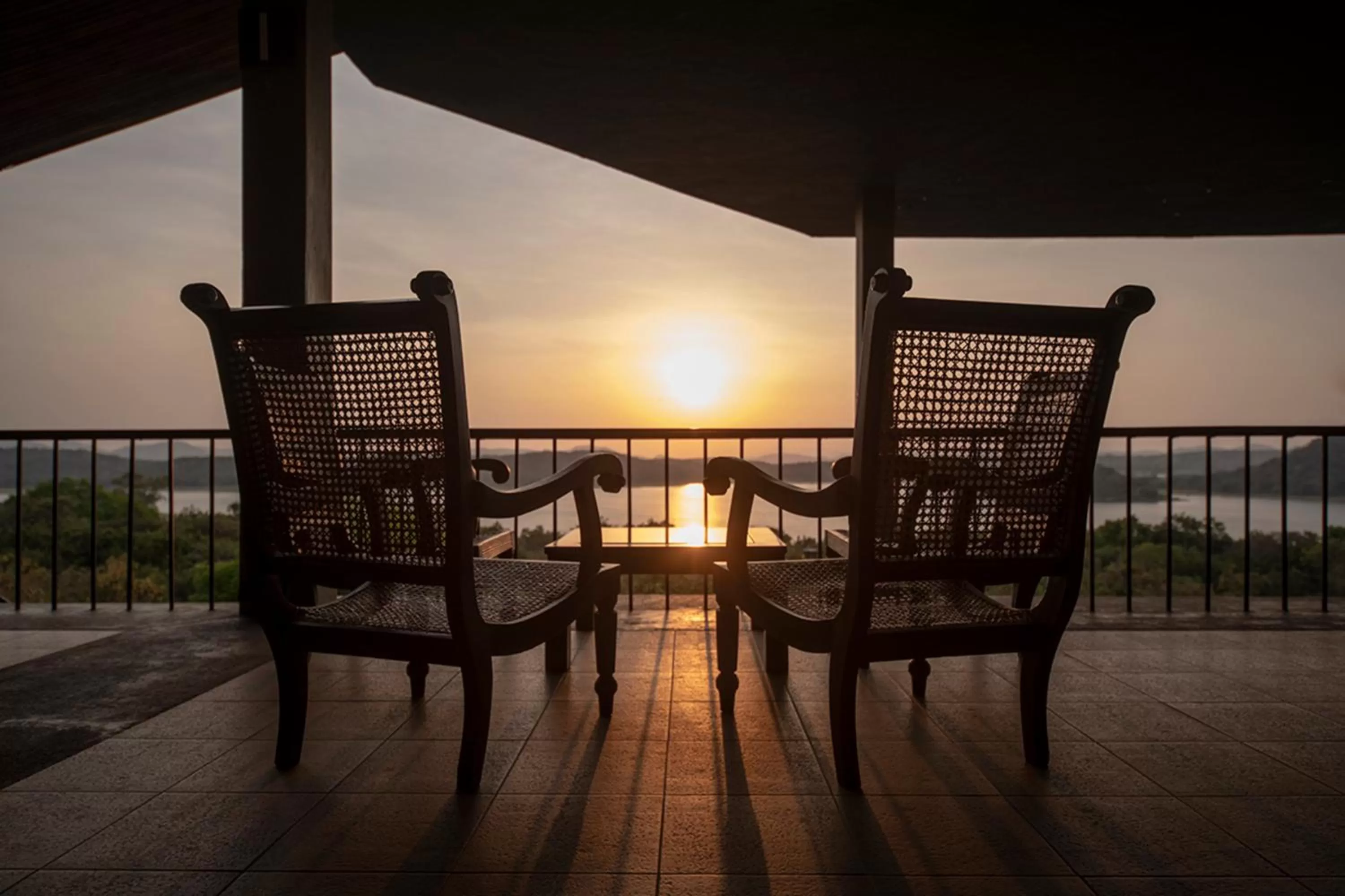 Patio in Lavendish Lake Giritale - Former Giritale Hotel