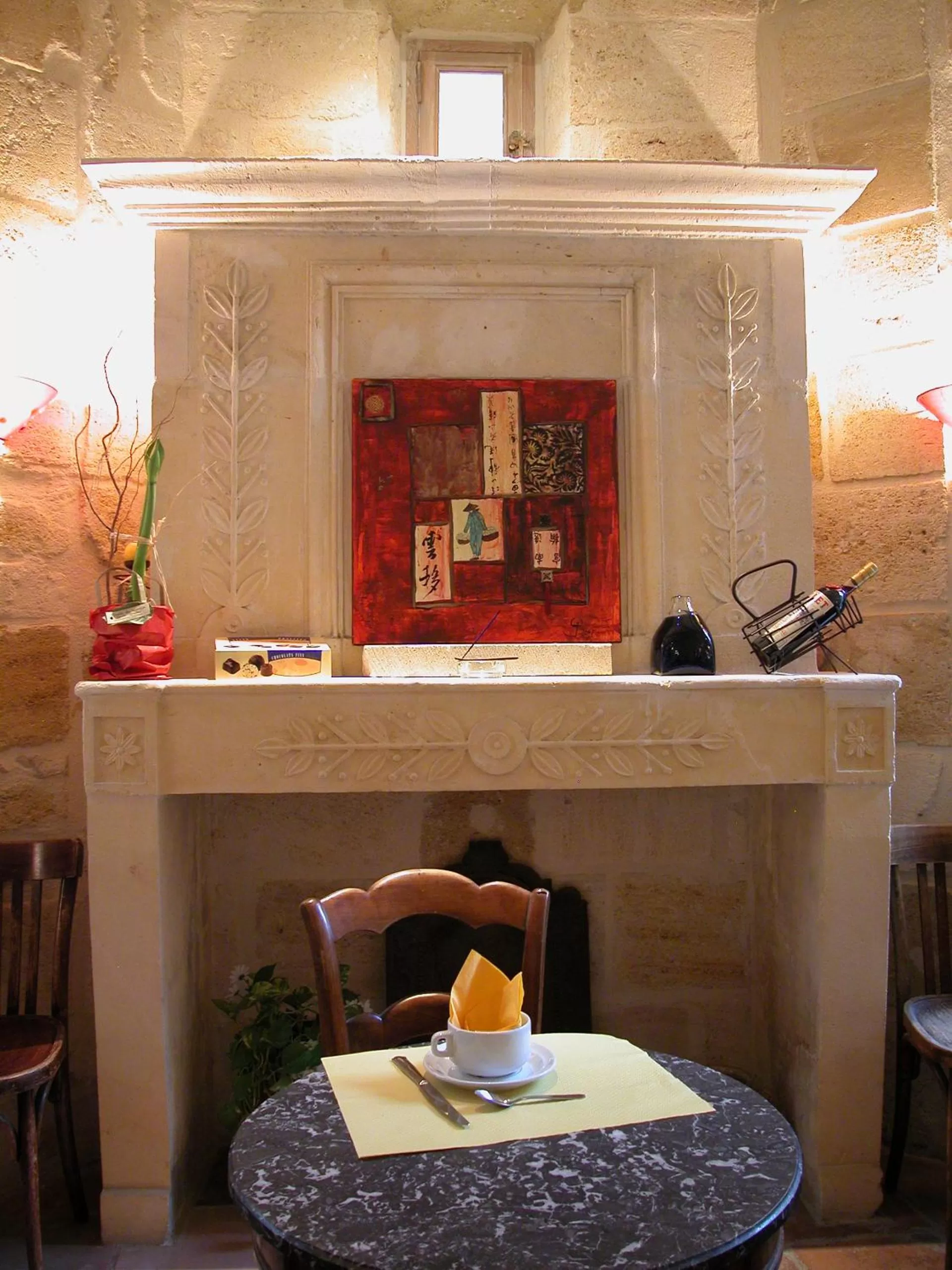 Food and drinks in Hôtel La Tour Intendance