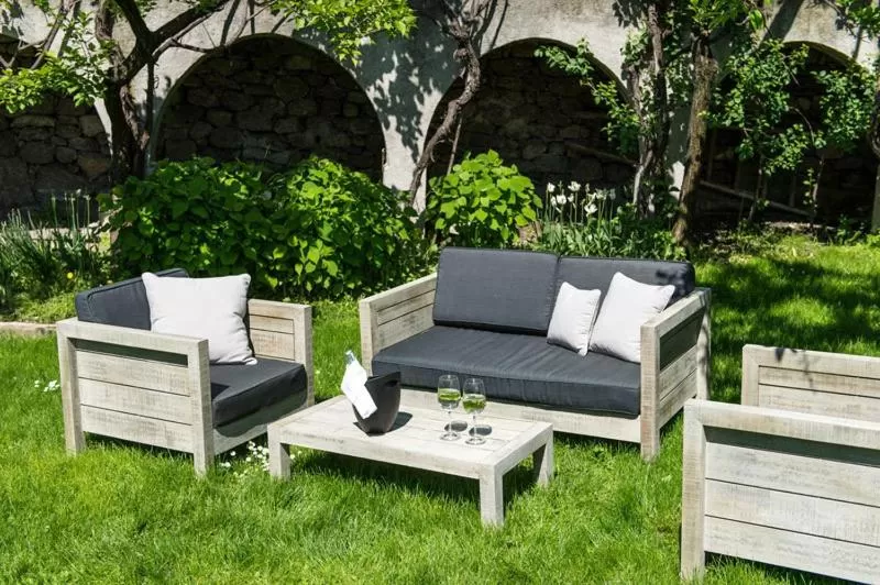 Garden in Mair Am Ort Living Hotel B&B