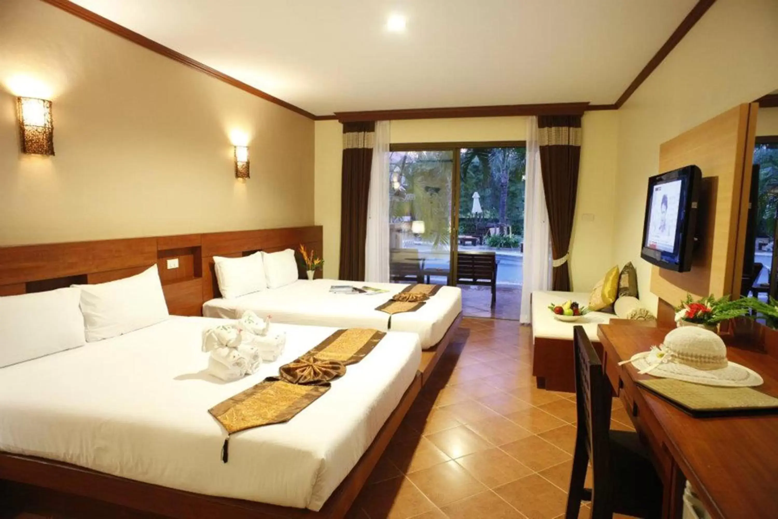 Deluxe Double Room with Pool Access in Fanari Khaolak Resort - Courtyard SHA Extra Plus Deluxe Double Room with Pool Access in Fanari Khaolak Resort - Courtyard SHA Extra Plus
