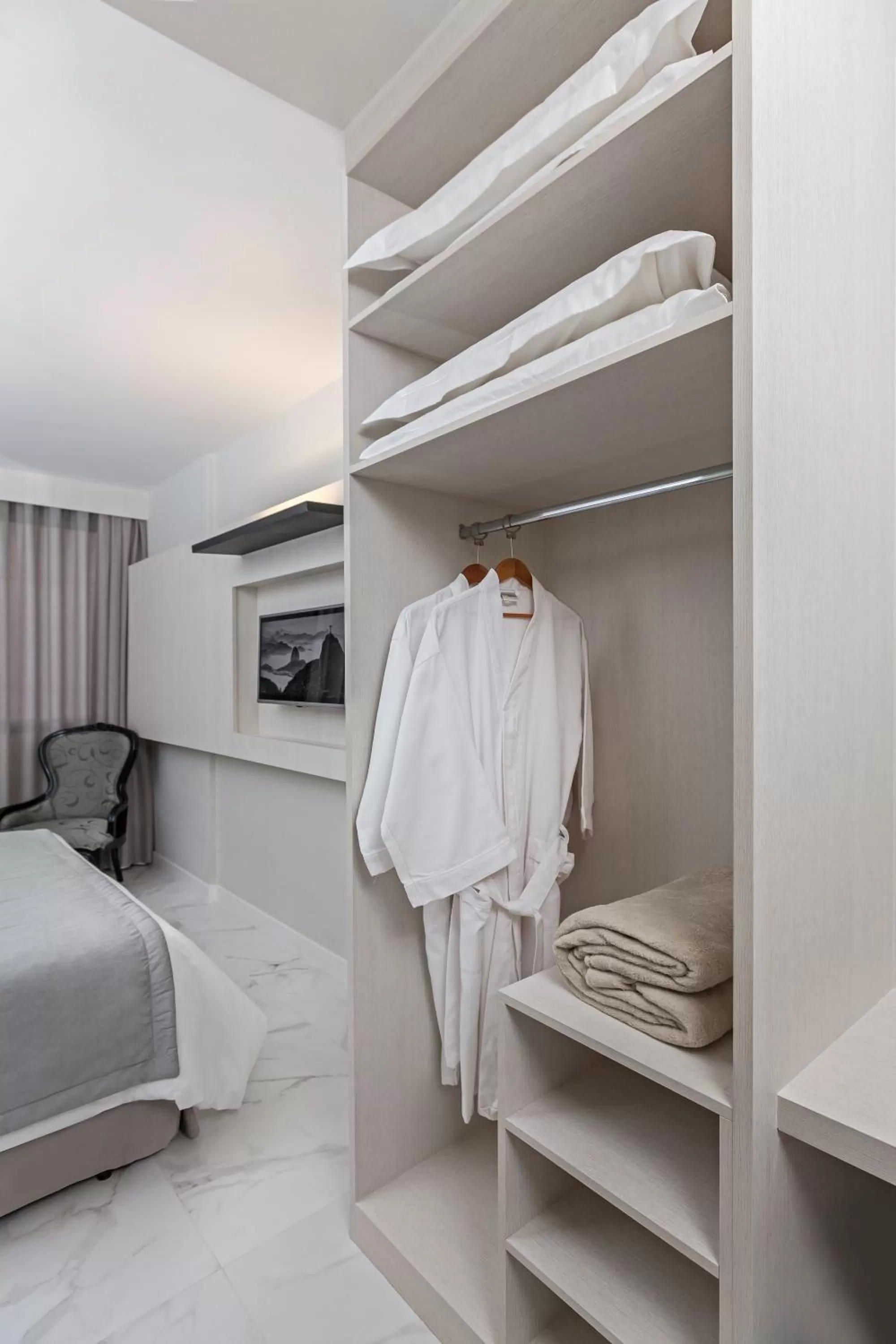 Decorative detail, Bed in Nobile Hotel Copacabana Design