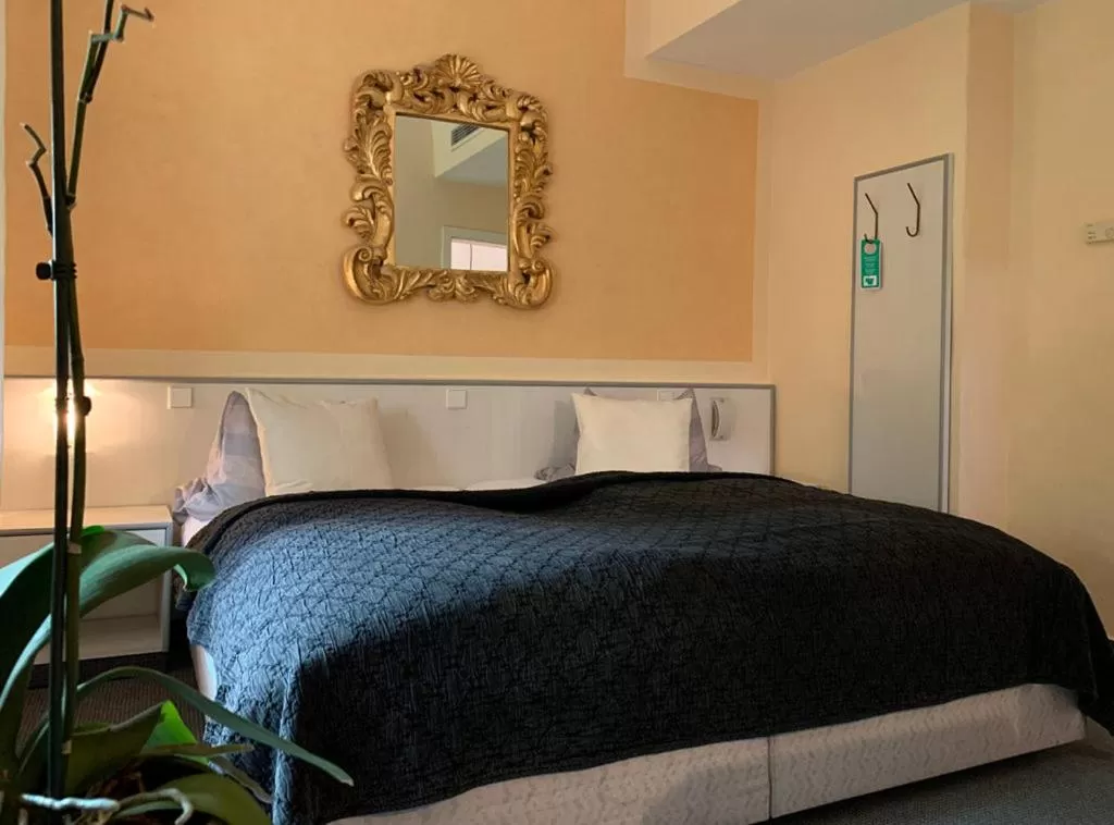 Bed in Hotel Blaufuchs