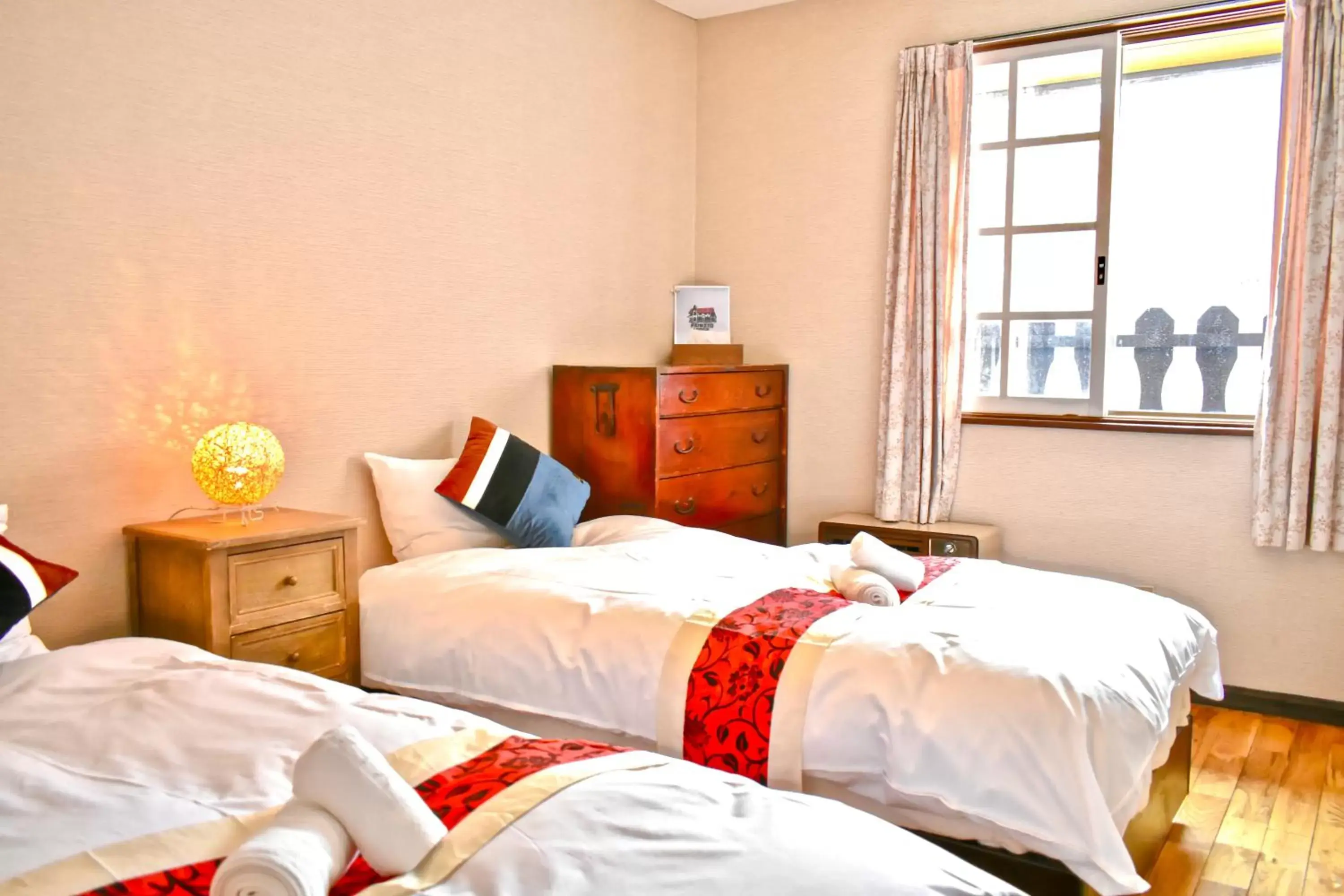 Double or Twin Room with Private Bathroom - single occupancy in Panketo Lodge & Yoga Studio Double or Twin Room with Private Bathroom - single occupancy in Panketo Lodge & Yoga Studio