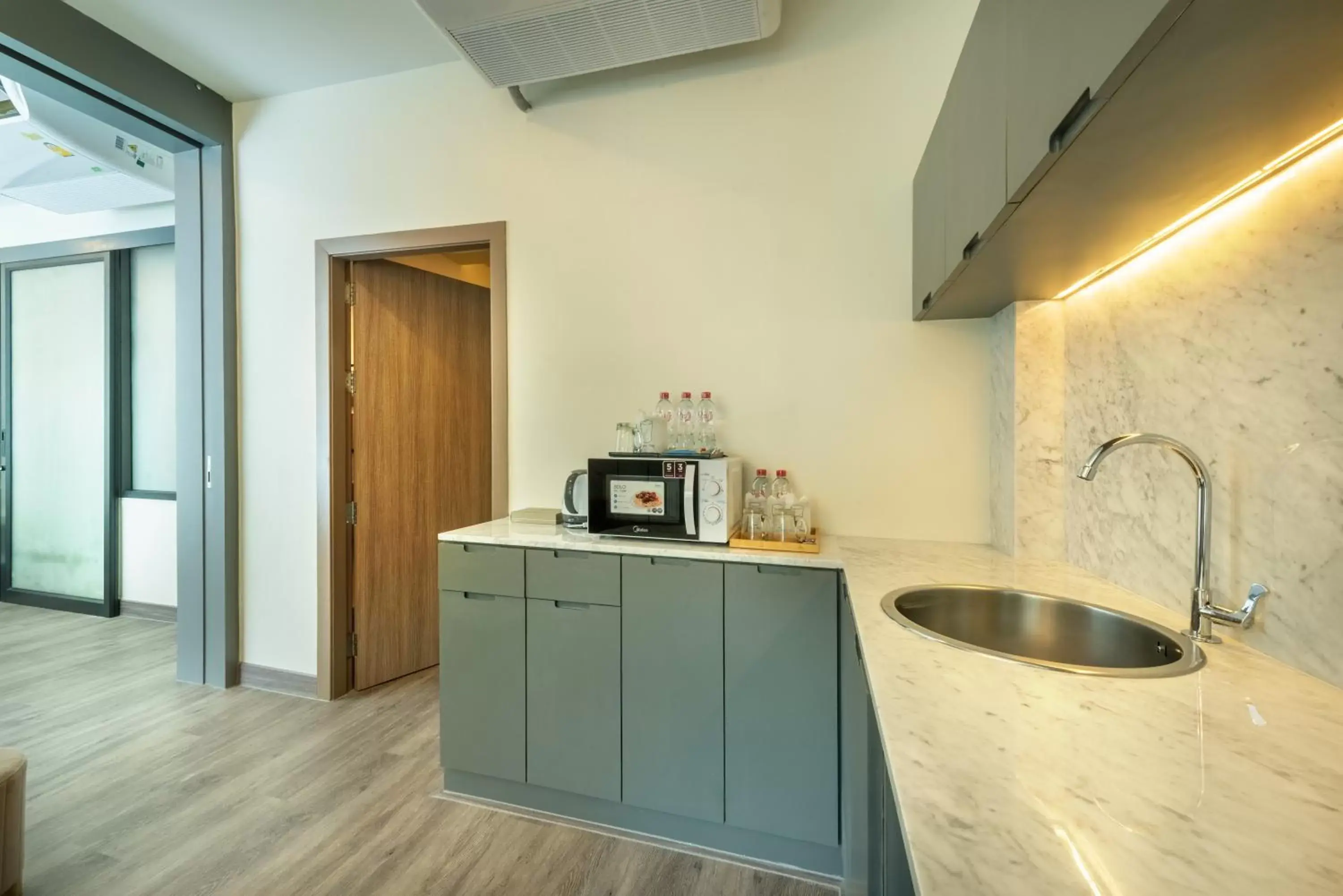 Two-Bedroom Suite in Qiu Hotel Sukhumvit SHA Plus Two-Bedroom Suite in Qiu Hotel Sukhumvit SHA Plus