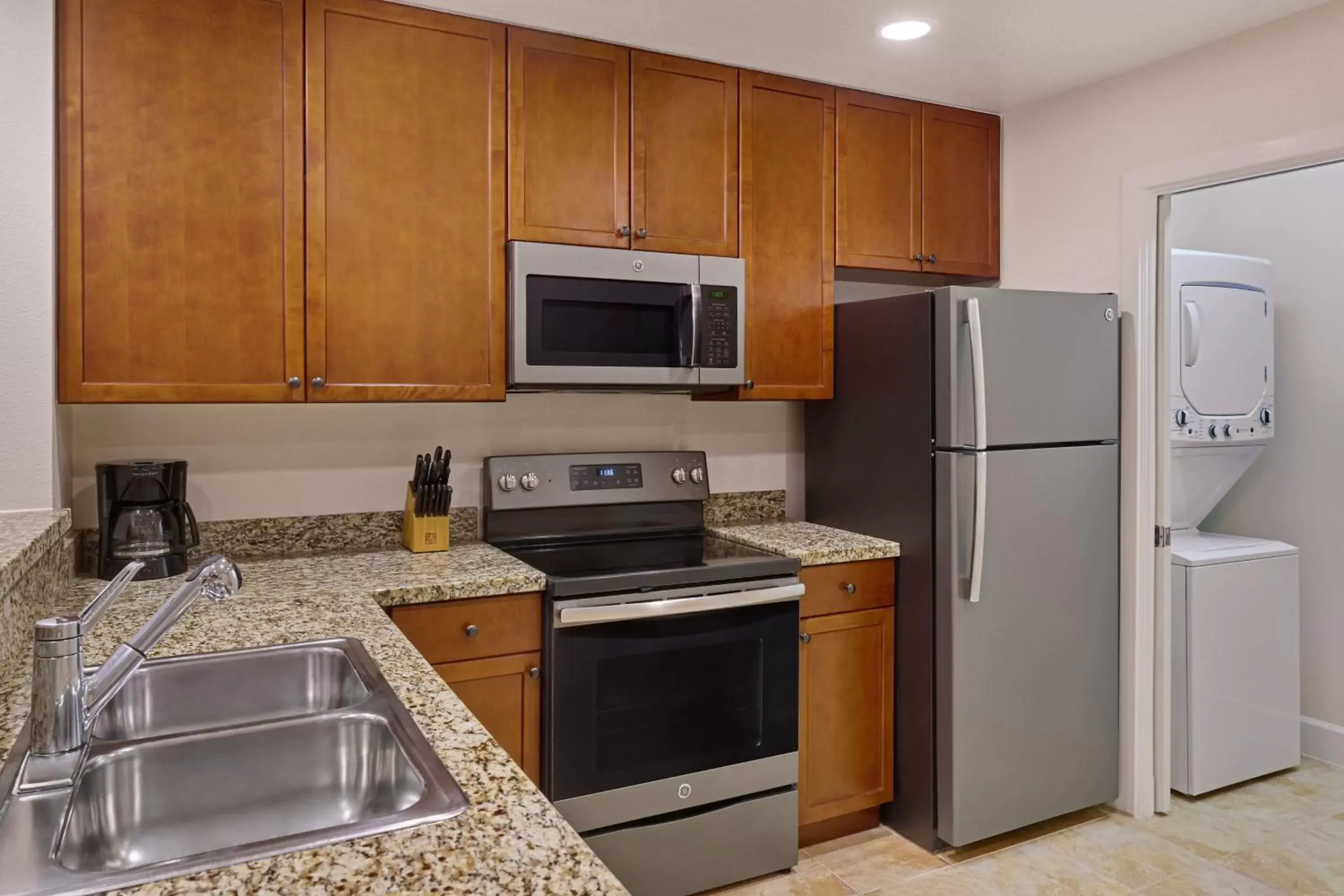 One-Bedroom Villa with King and Sofa Bed and Balcony in Sheraton Vistana Villages Resort Villas, I-Drive Orlando One-Bedroom Villa with King and Sofa Bed and Balcony in Sheraton Vistana Villages Resort Villas, I-Drive Orlando