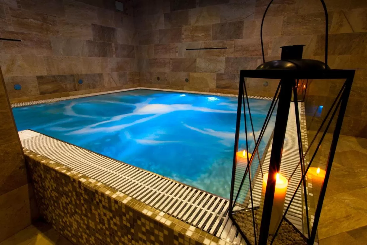 Swimming pool in Hotel Costazzurra Museum & Spa