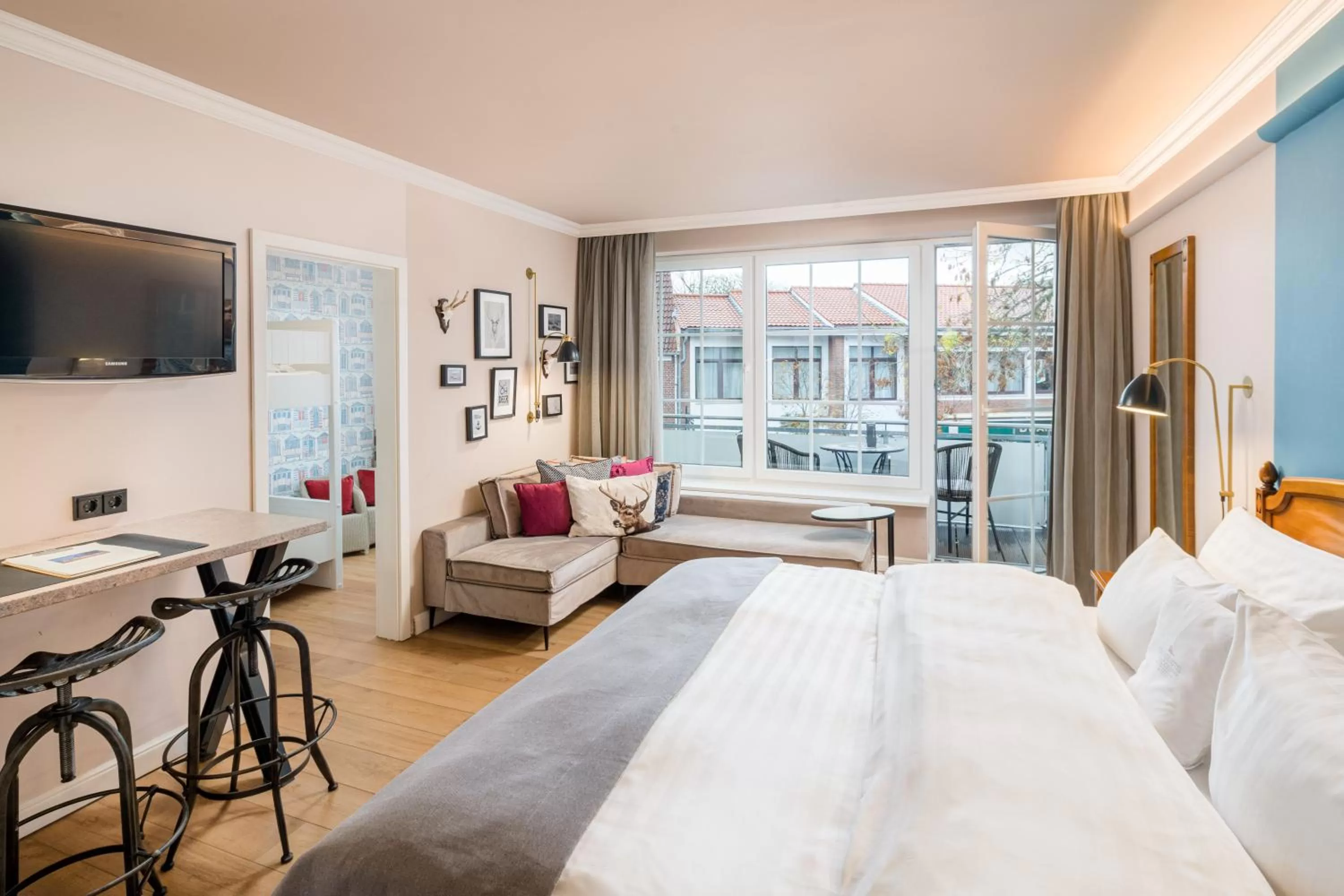 Photo of the whole room, Bed in Nordseehotel Kröger