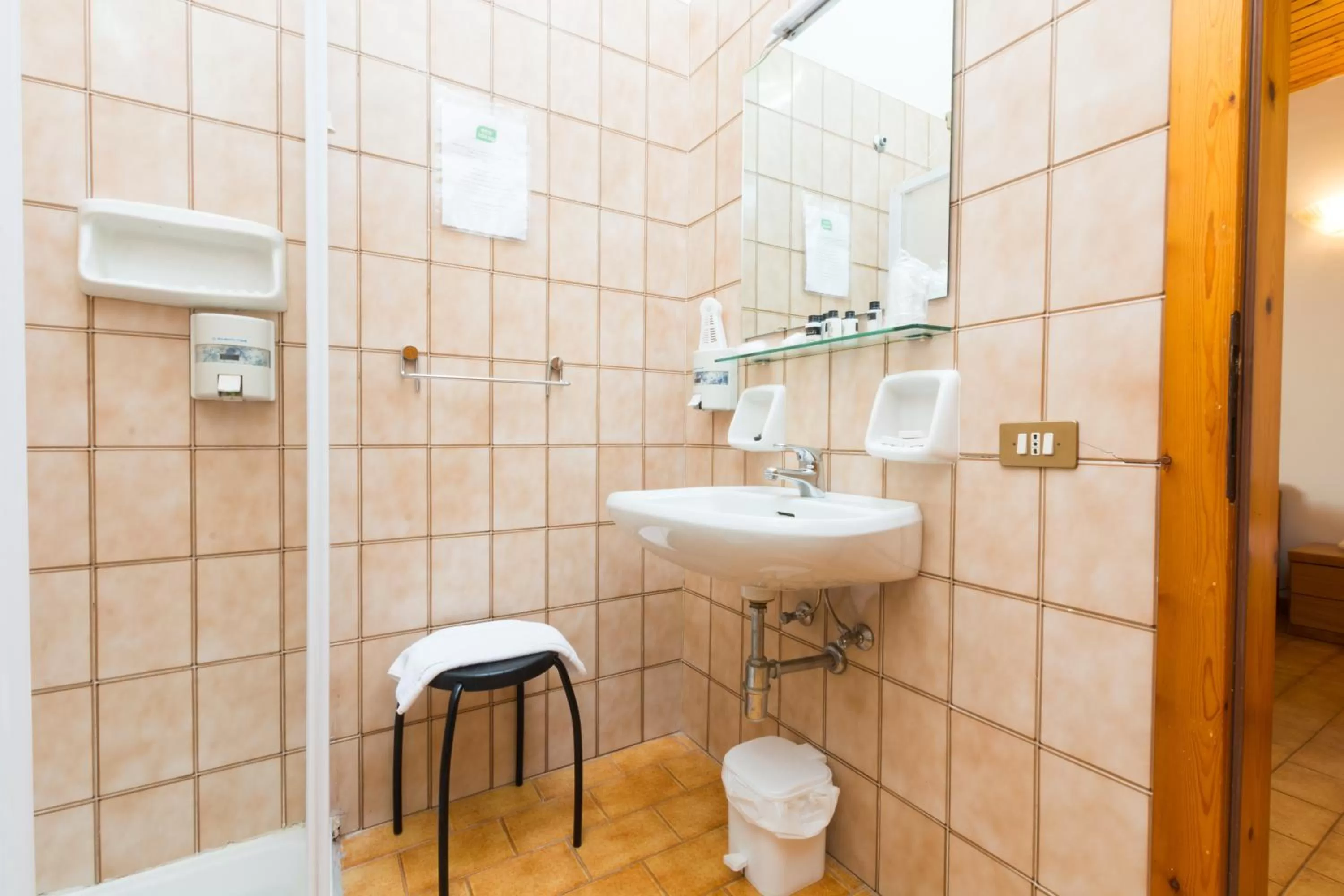 Bathroom in Albergo Dalla Mena