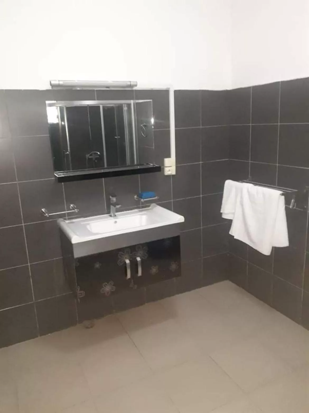 Bedroom in Hôtel La Grillade