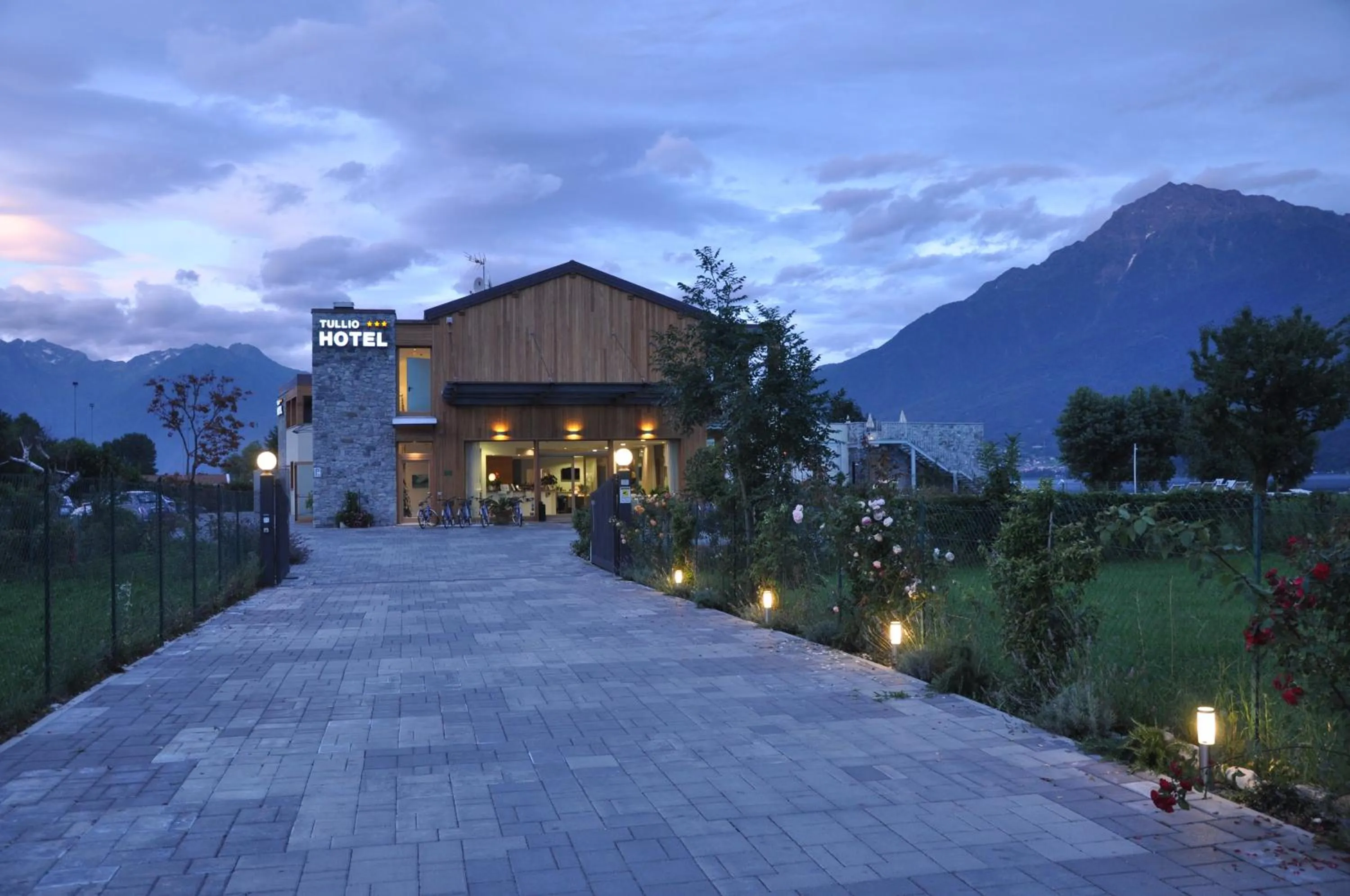 Facade/entrance in Tullio Hotel