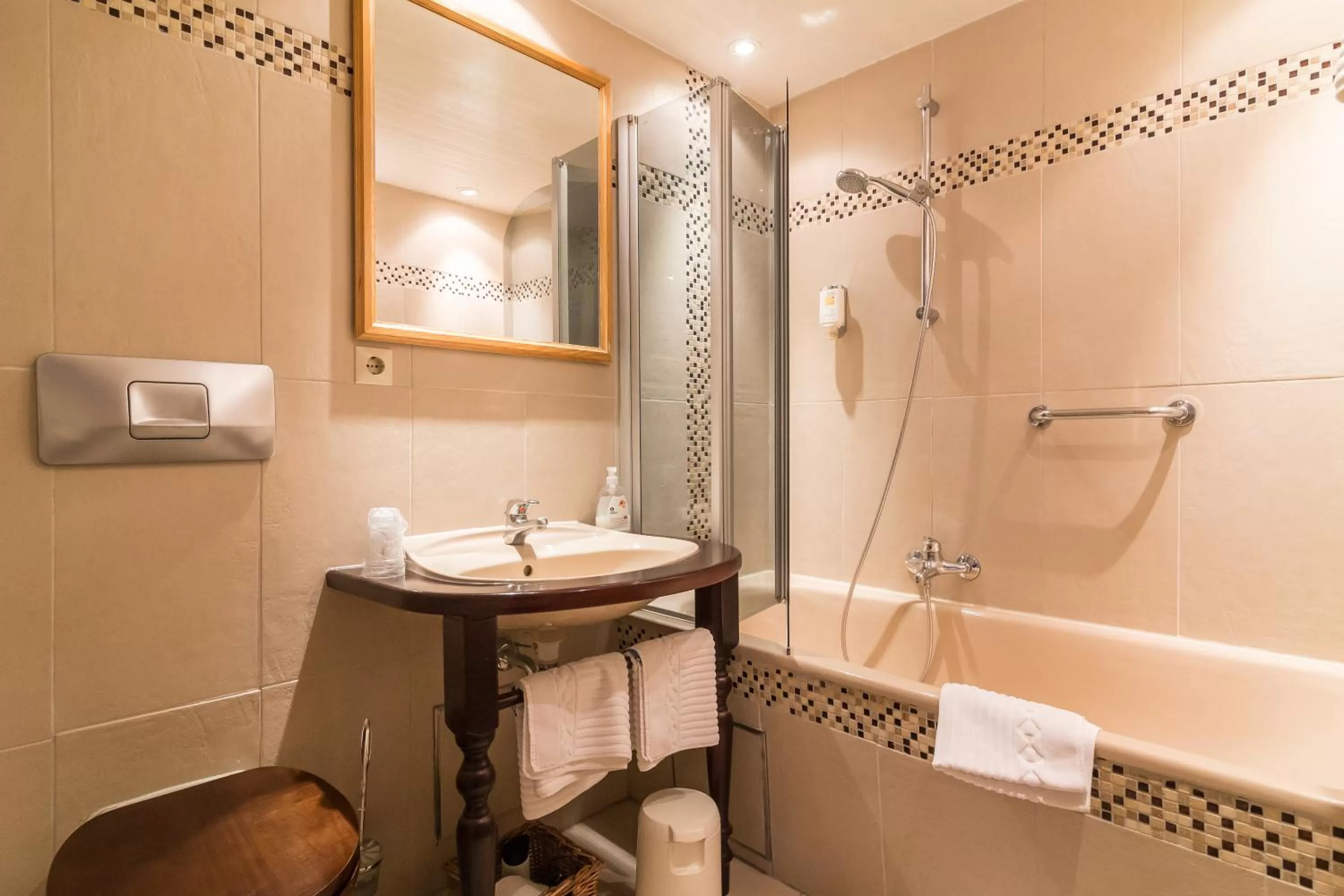 Bathroom in Thermen Hotel & Restaurant Bad Soden