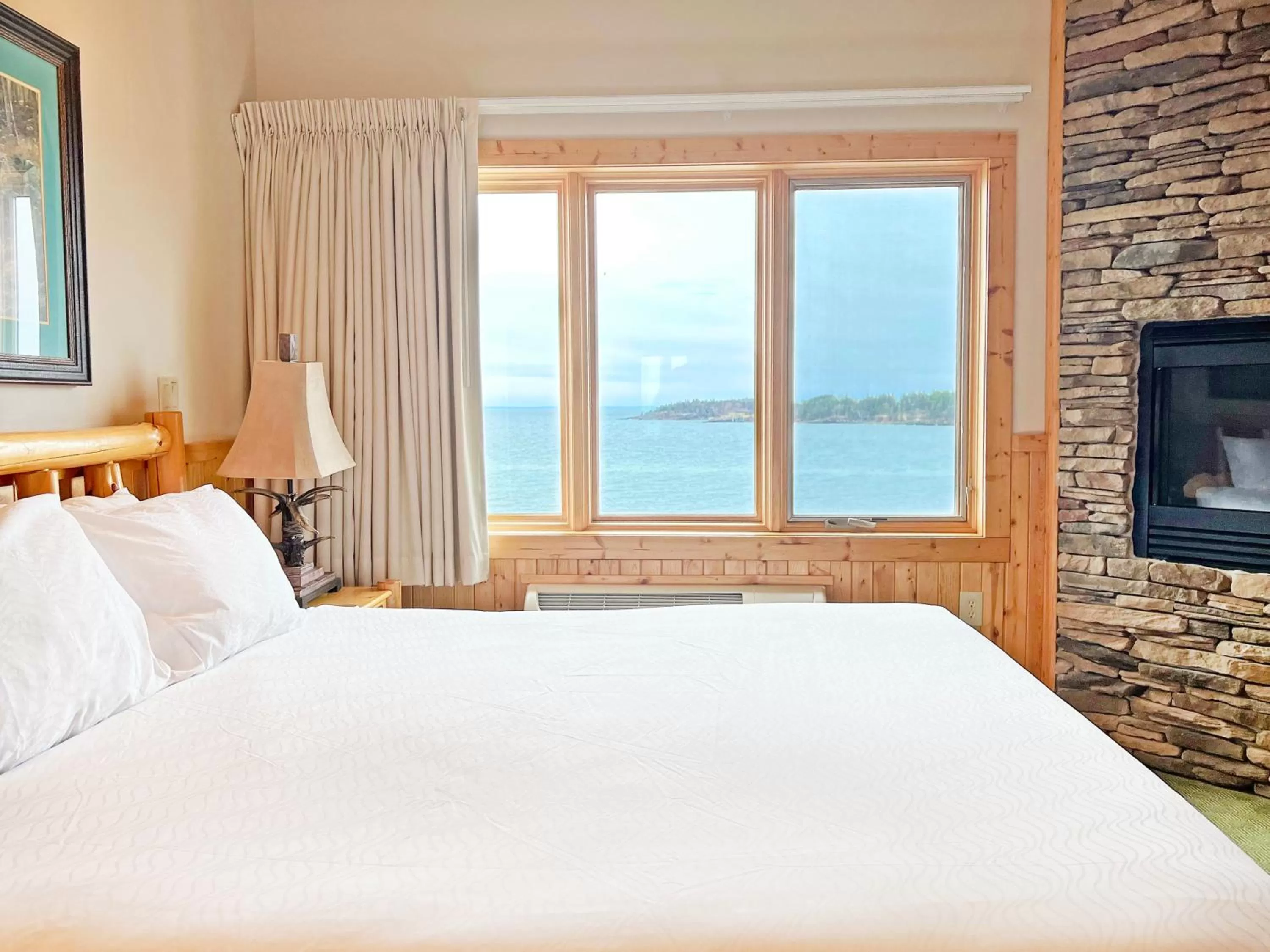 Three-Bedroom Chalet in Superior Shores