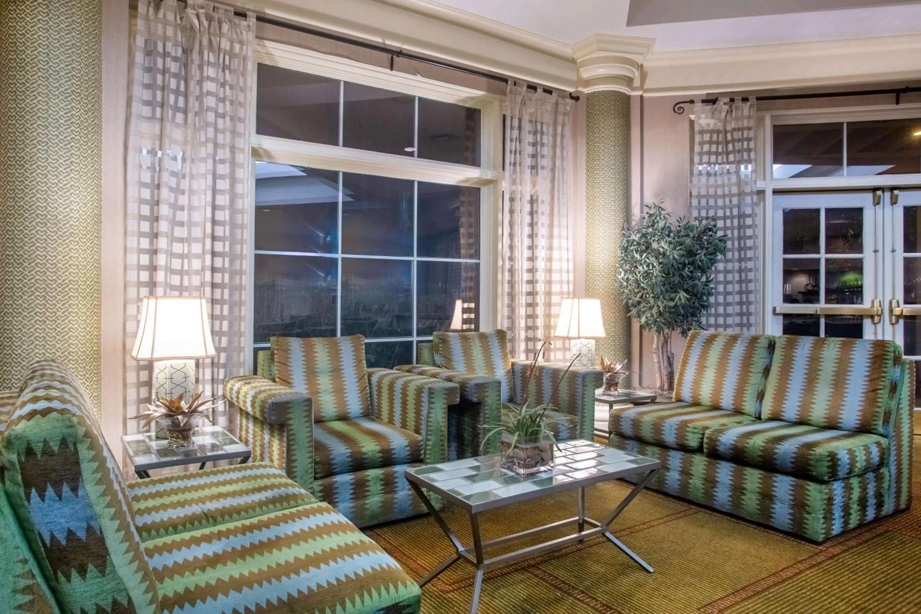 Lobby or reception in La Quinta by Wyndham Charlotte Airport South