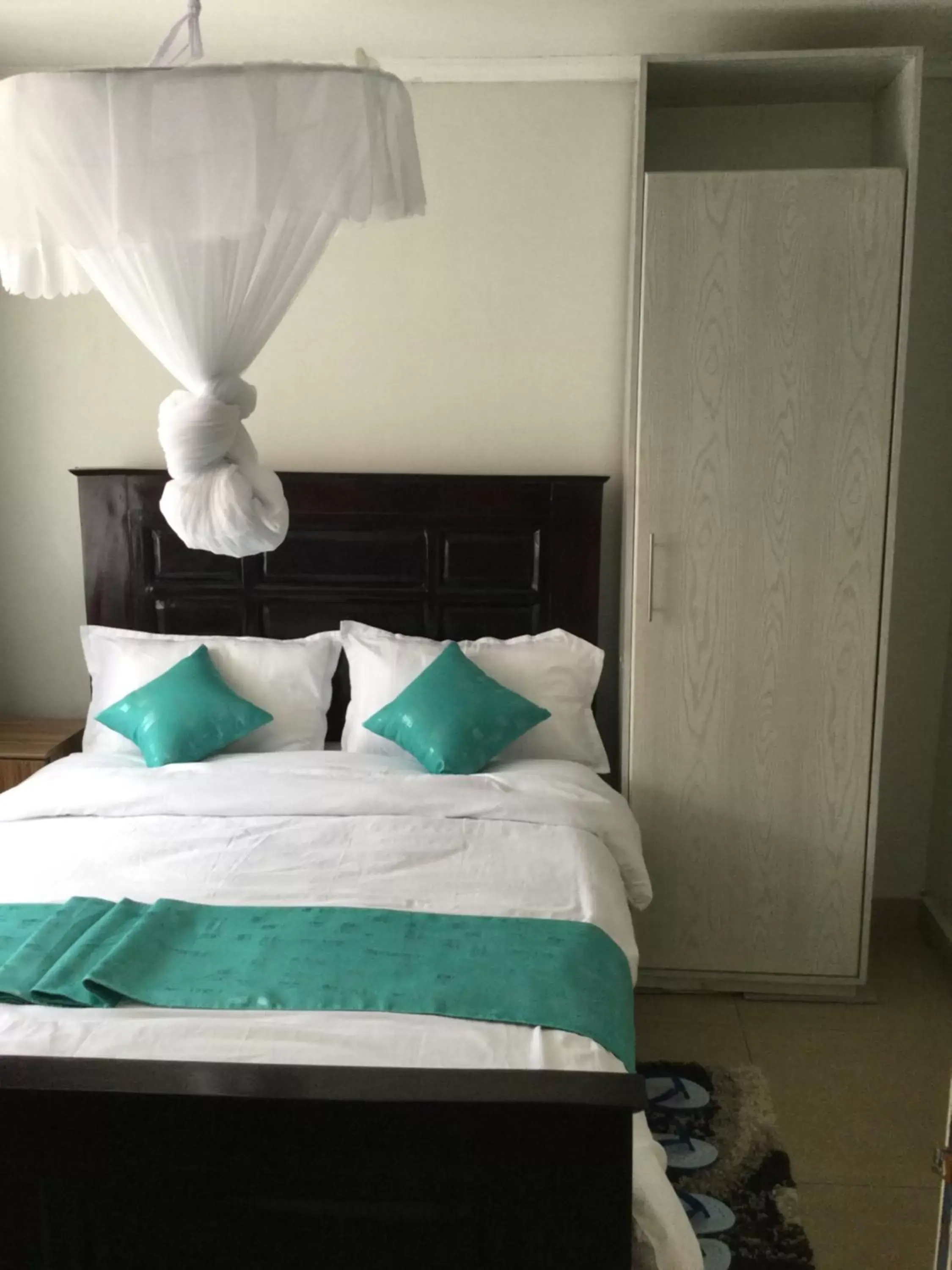 Double Room with Private Bathroom in Milimani Comfort Double Room with Private Bathroom in Milimani Comfort