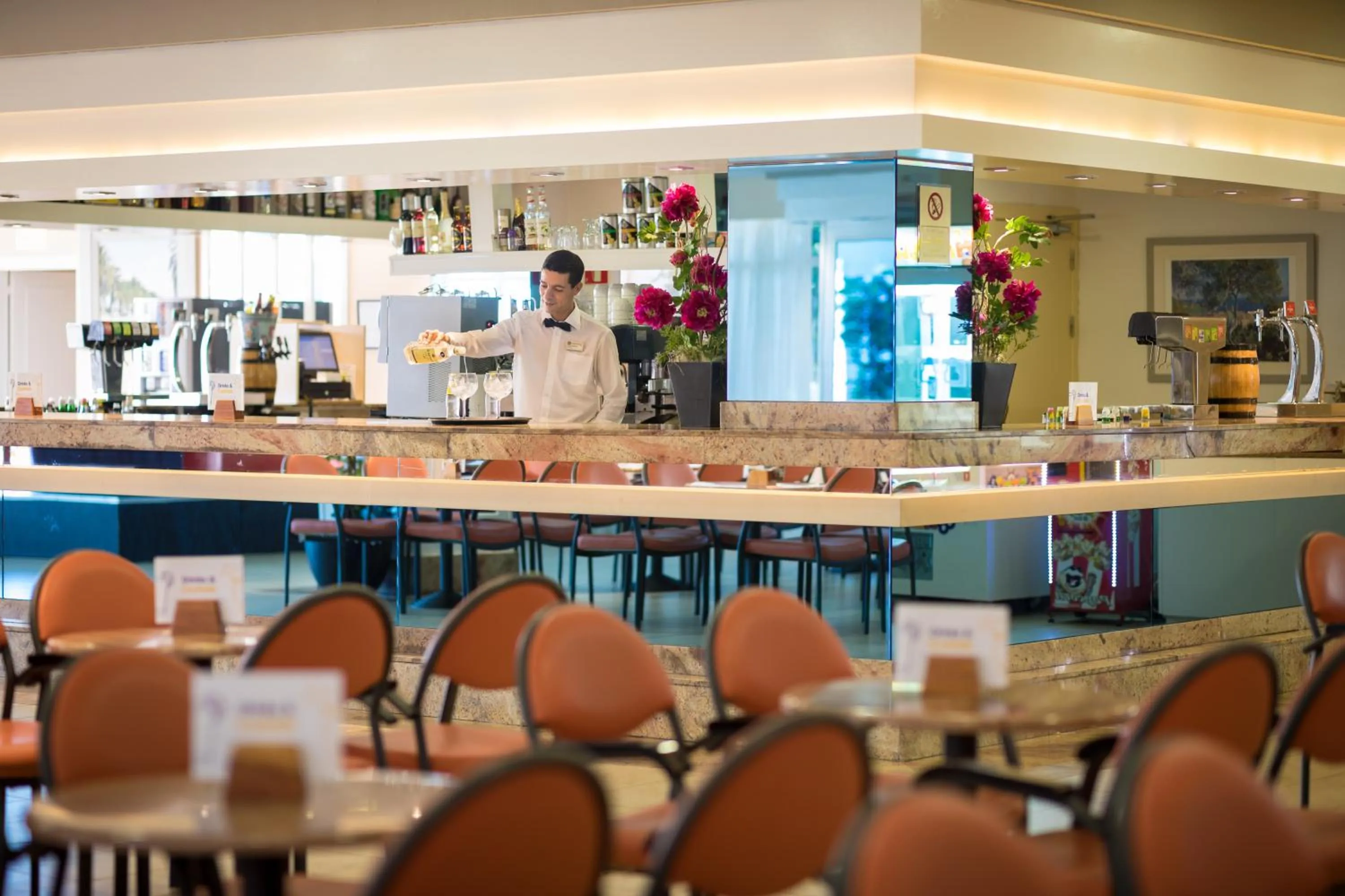 Lounge or bar in htop Molinos Park #htopEnjoy