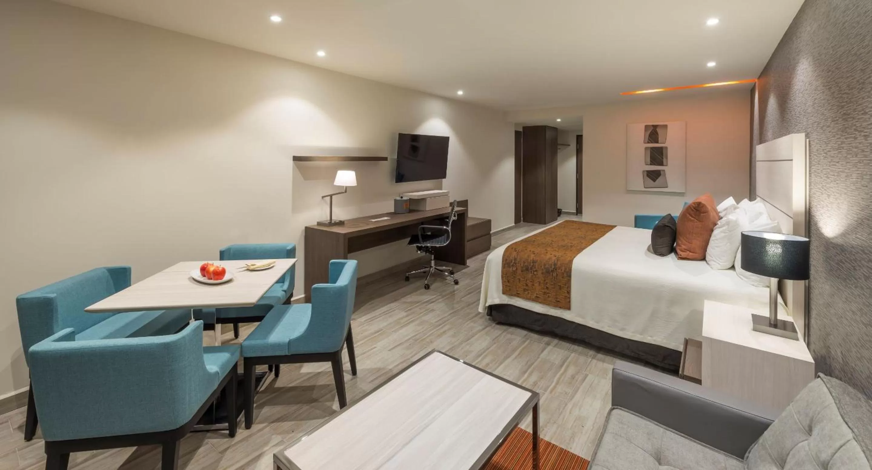 Bedroom, Bed in Real Inn Celaya