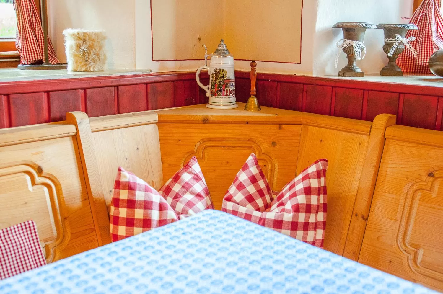 Decorative detail in Berggasthof Butzn Wirt