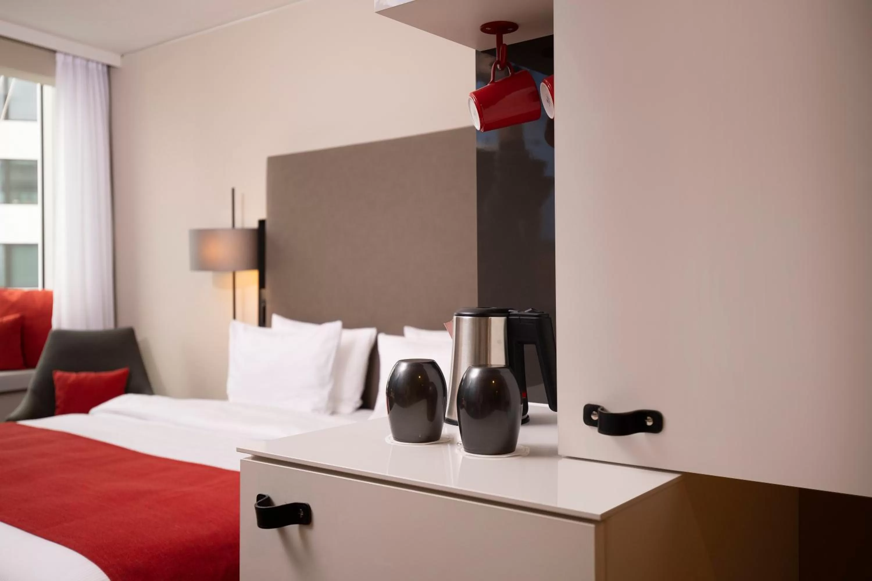 Photo of the whole room, Bed in Holiday Inn Hamburg - City Nord by IHG