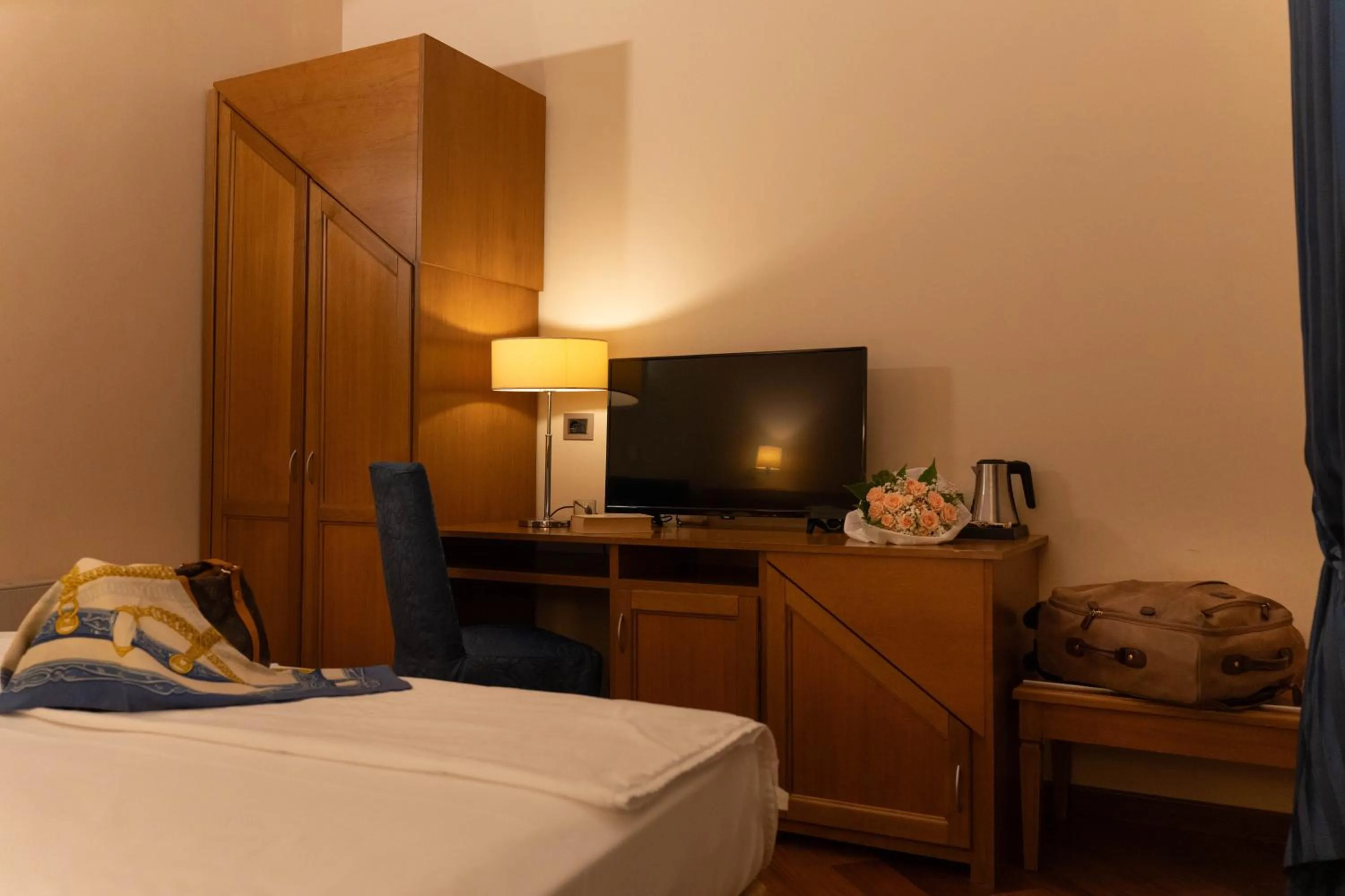 Bedroom, Bed in Hotel Iris