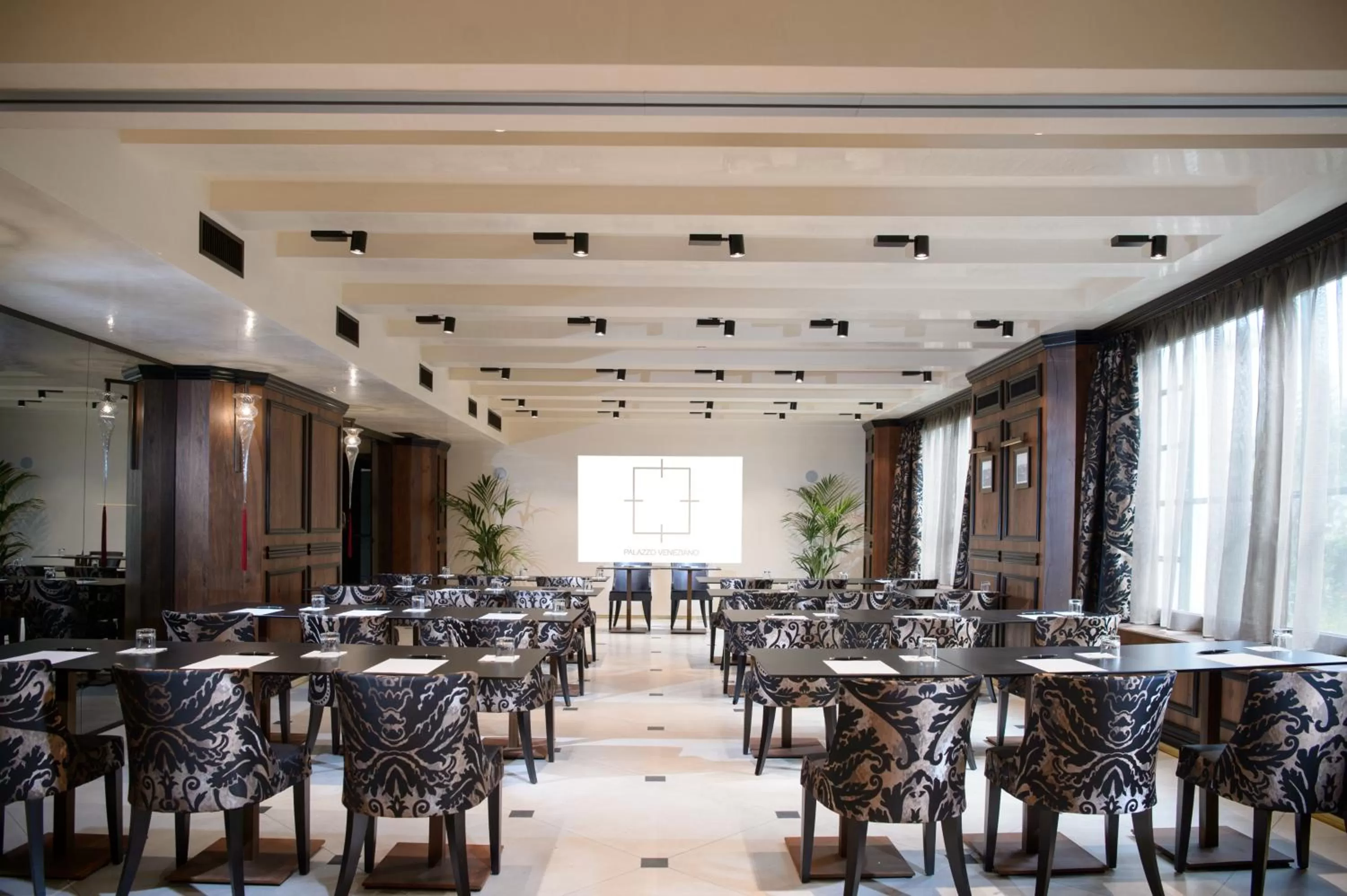 Business facilities in Palazzo Veneziano - Venice Collection