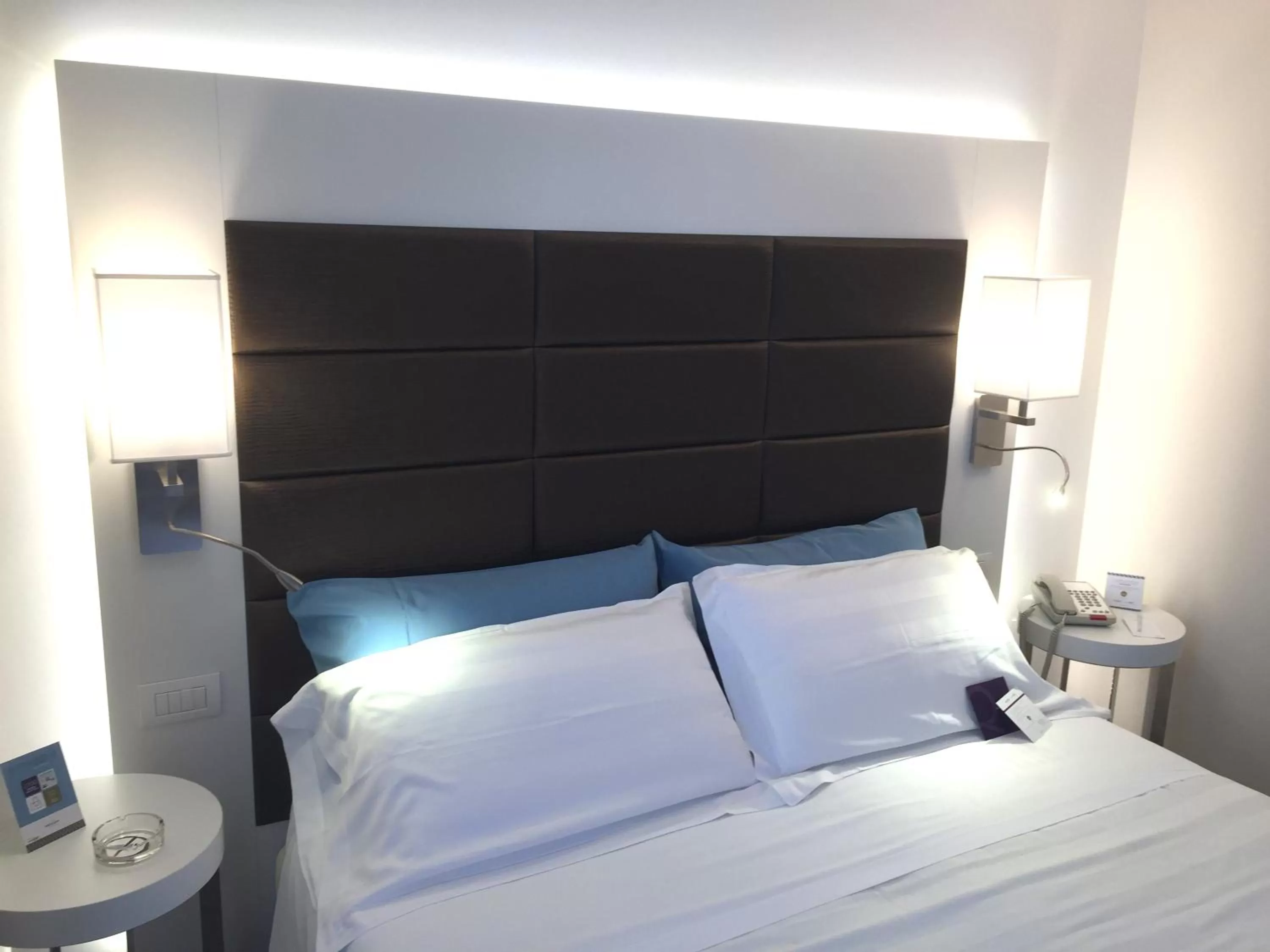 Photo of the whole room, Bed in Mercure Bergamo Aeroporto