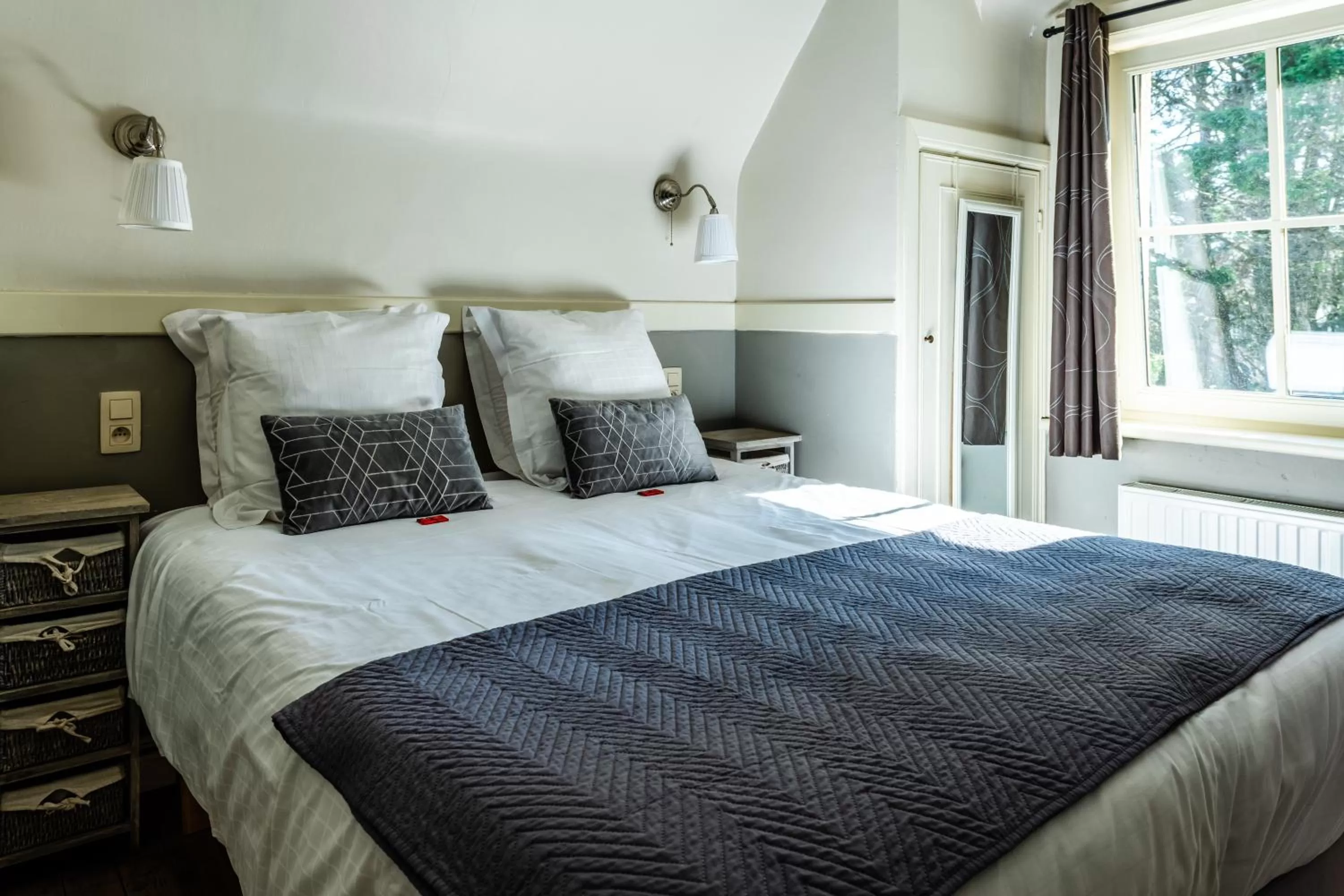 Bed in B&B Maison Rabelais