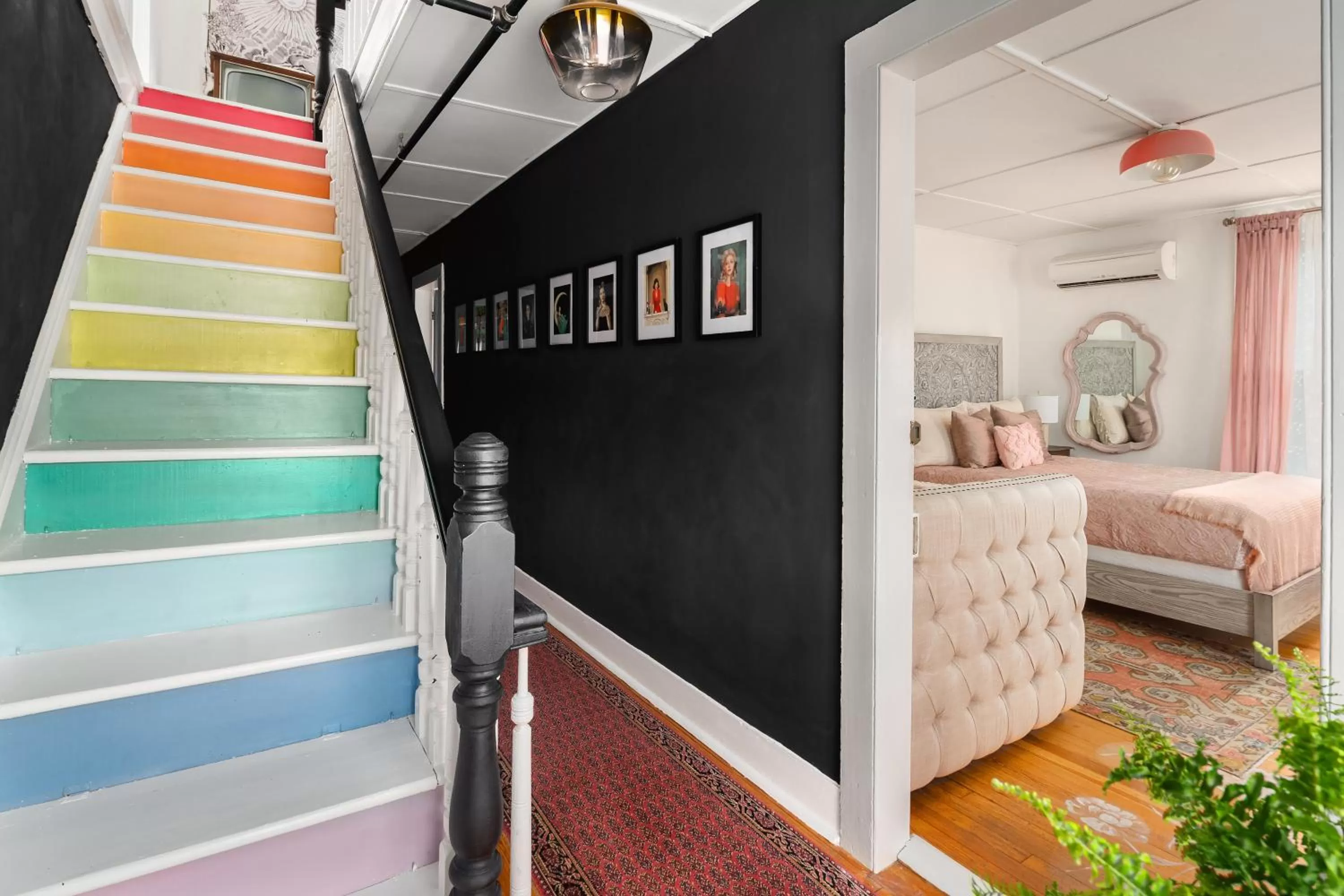 Other, Bed in Twin Gables of Woodstock