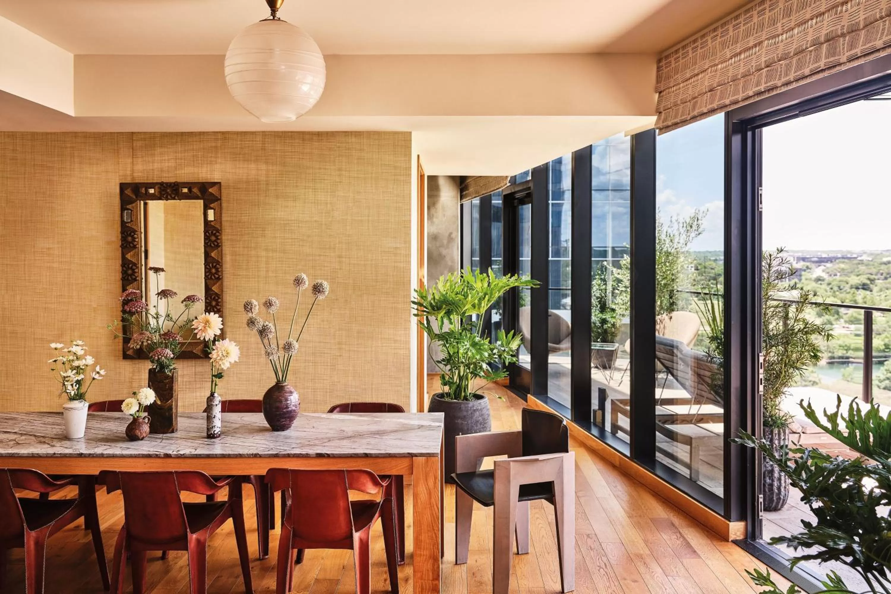 Photo of the whole room in Austin Proper Hotel, a Member of Design Hotels