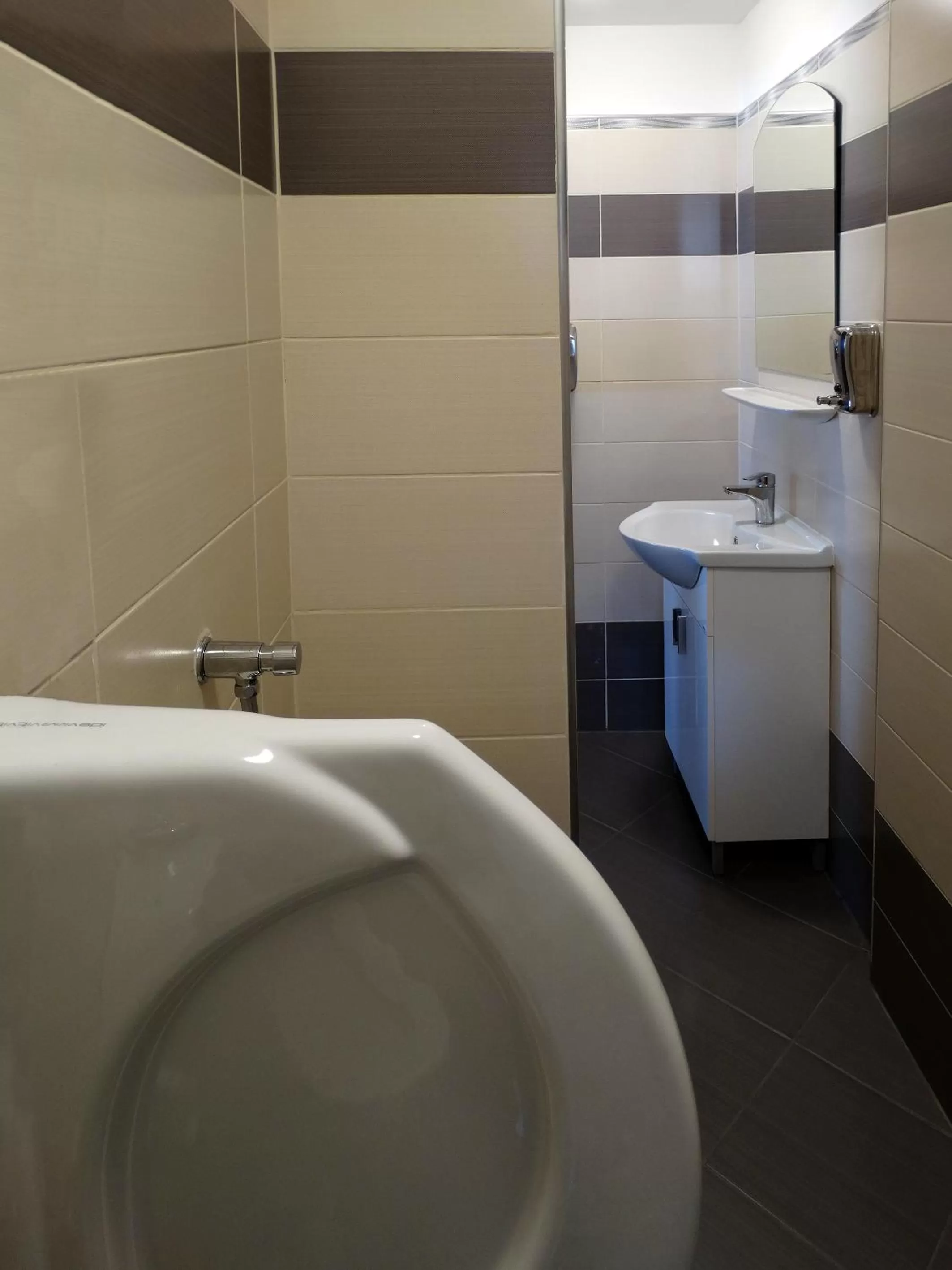 Toilet in Prince Hotel