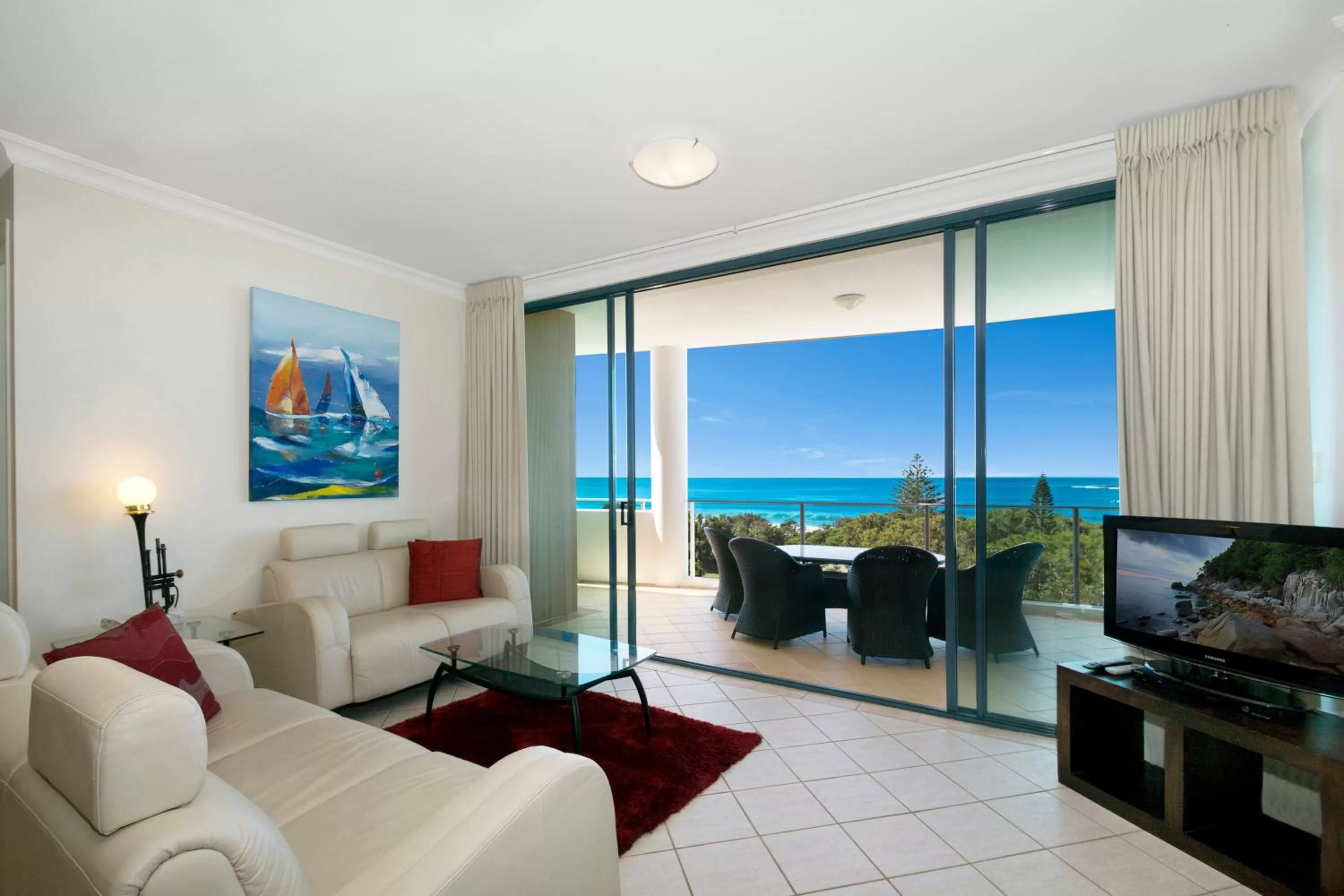 Day in Santorini Twin Waters