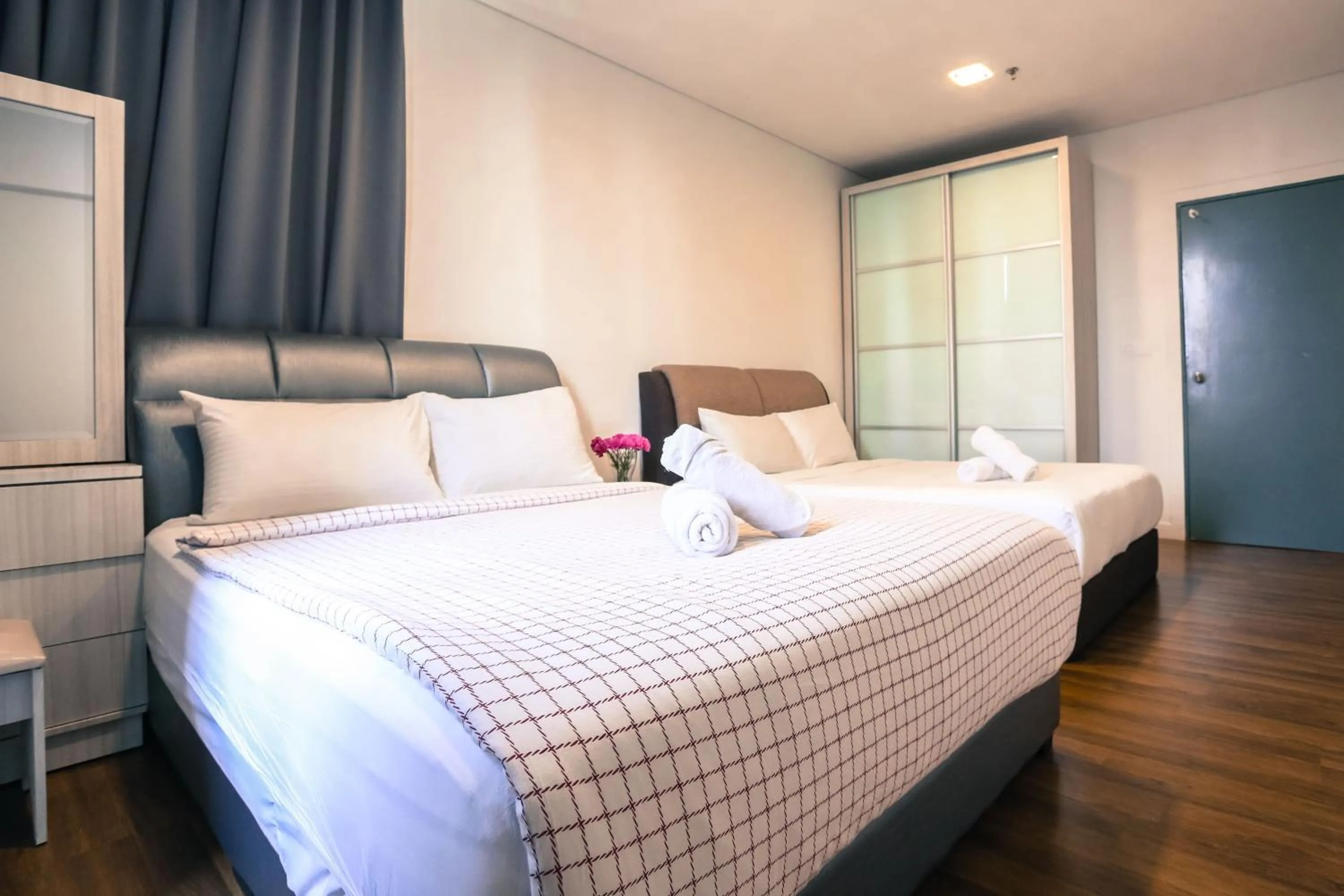 Bedroom, Bed in Mercu Summer Suite KLCC @ Penguin Homes