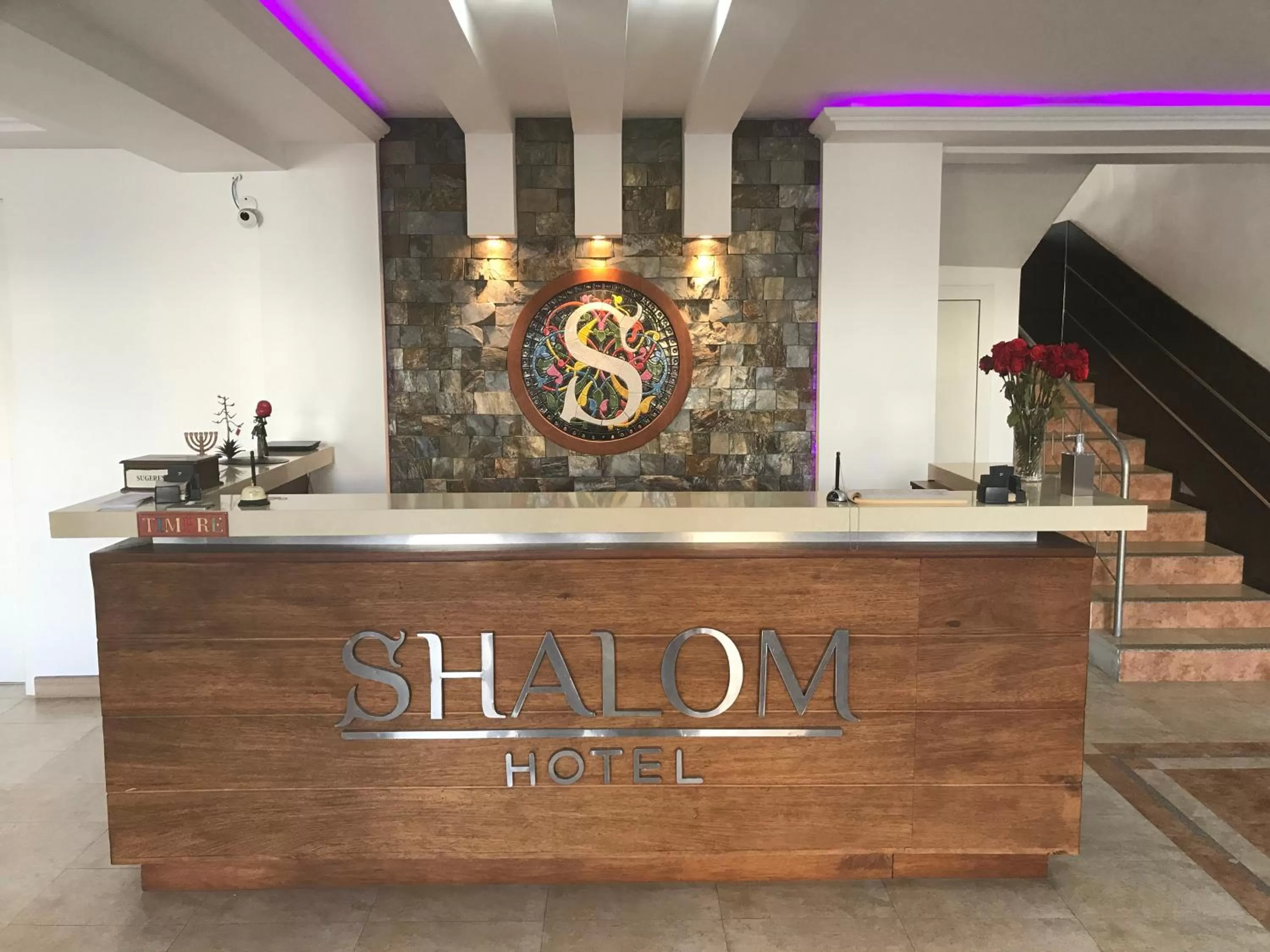 Lobby or reception, Property Logo/Sign in Hotel Shalom