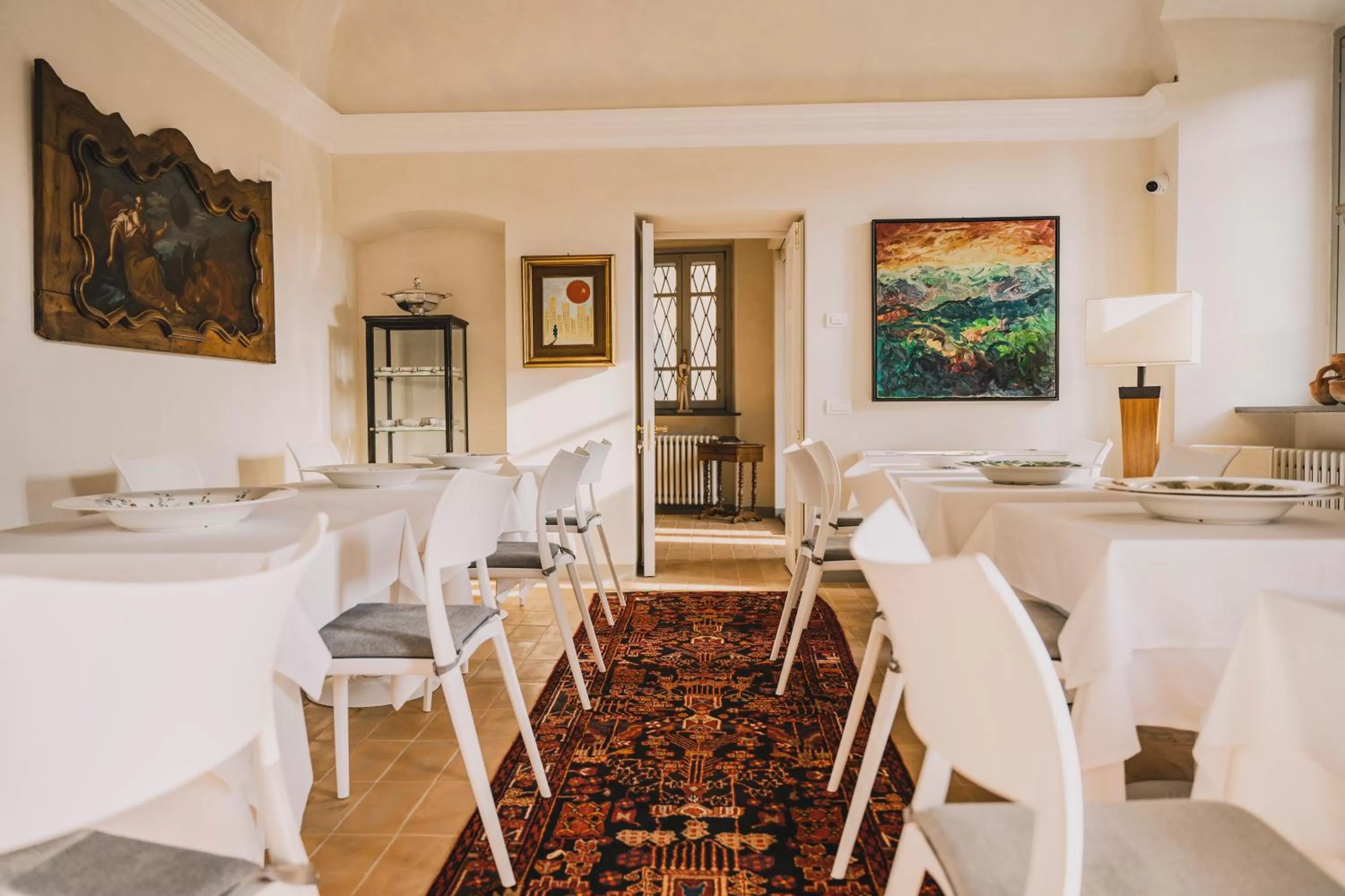 Restaurant/places to eat in VILLA MANZONI
