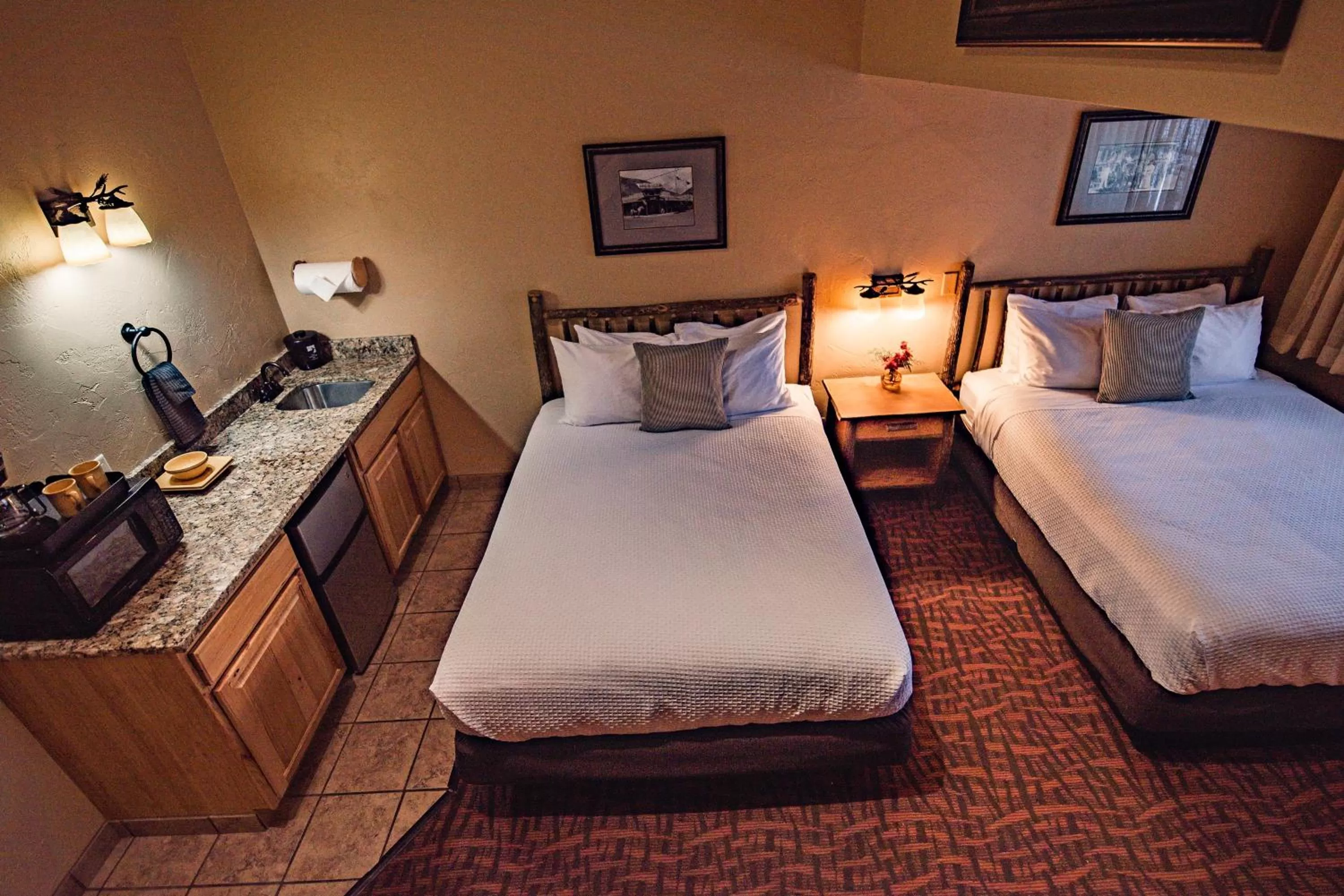 Bed in Elk Country Inn