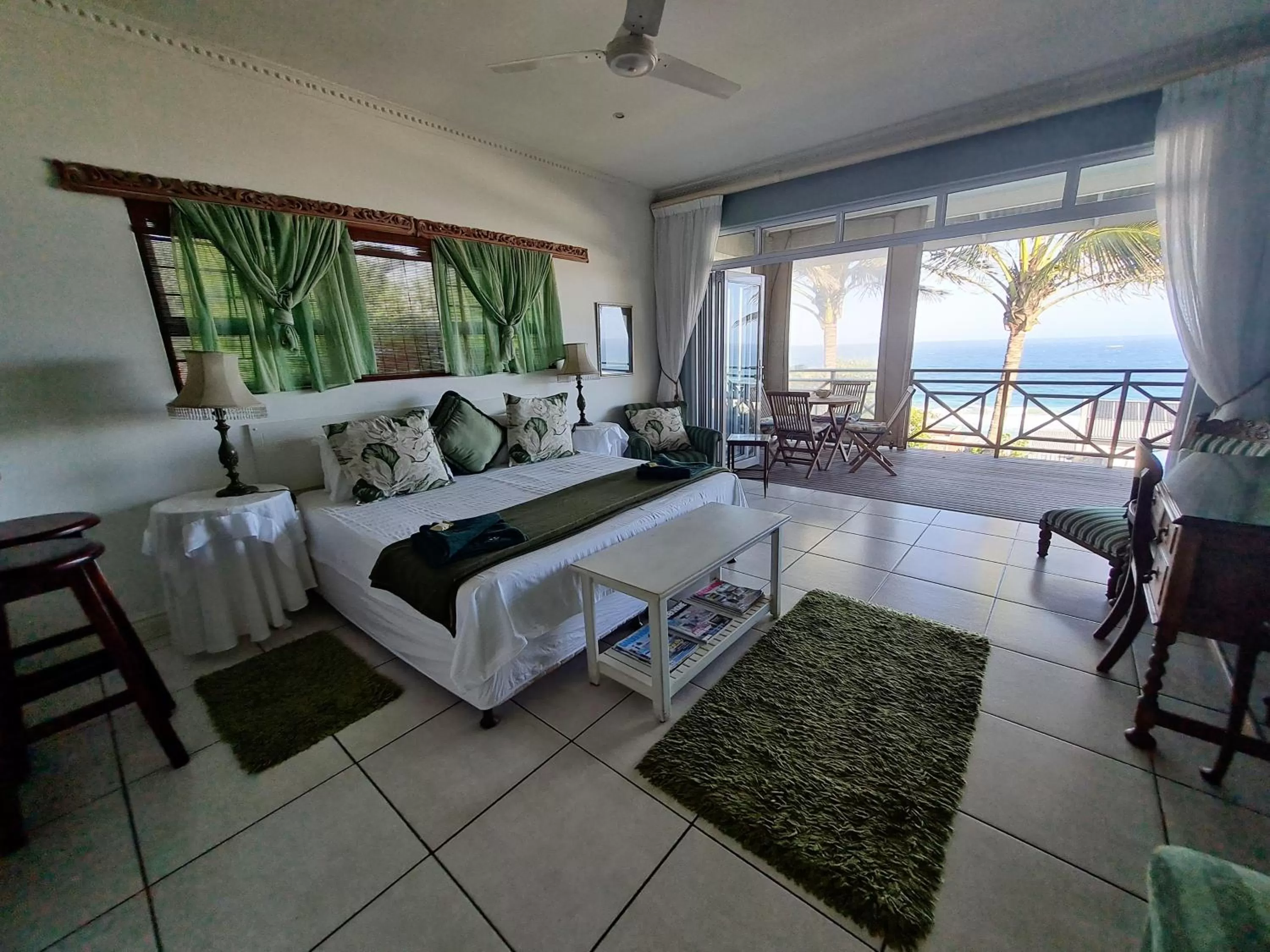 Balcony/Terrace, Seating Area in Shaka's Seat Guesthouse