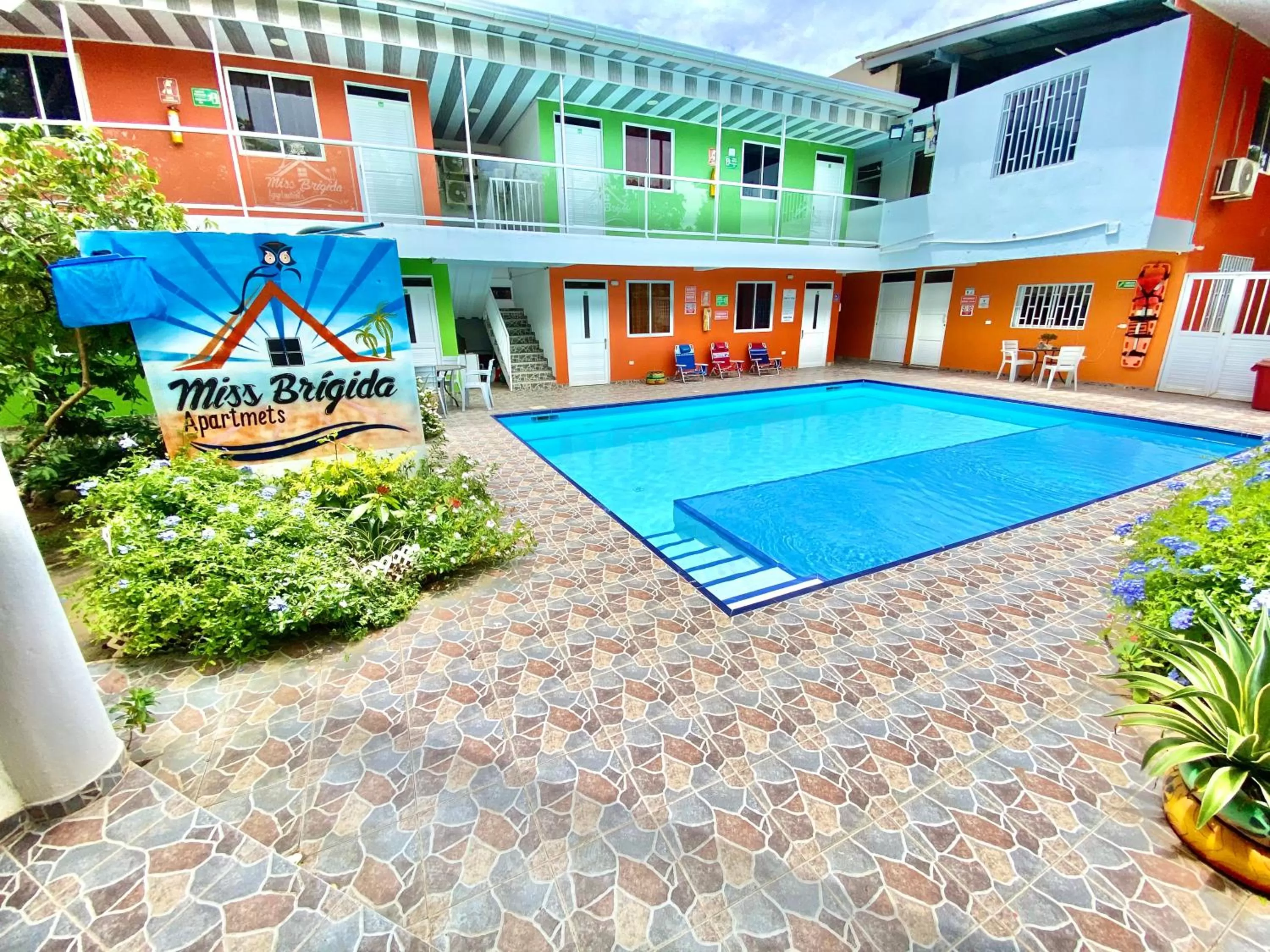 Pool view, Swimming Pool in Apartamento Miss Brigida