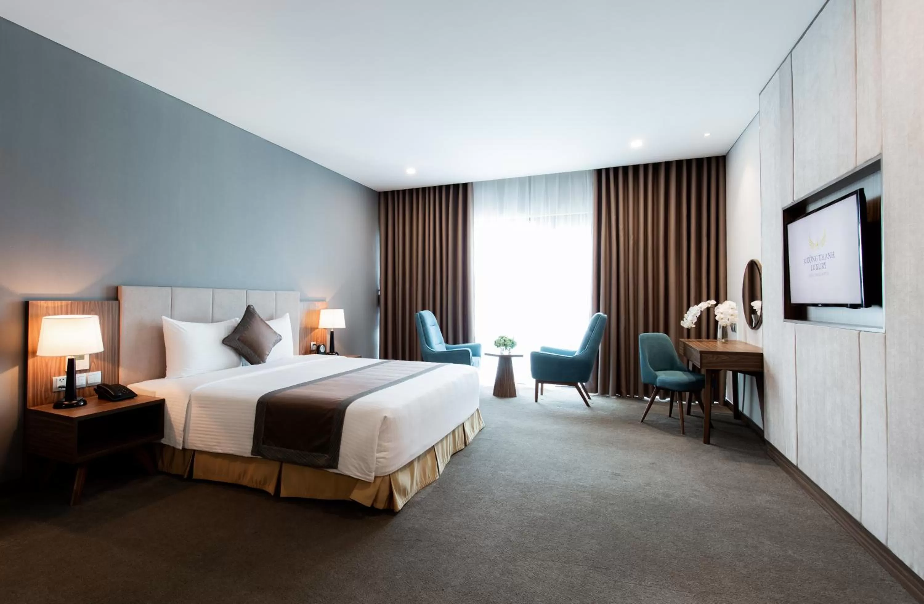 Bedroom, Bed in Muong Thanh Luxury Vien Trieu Nha Trang