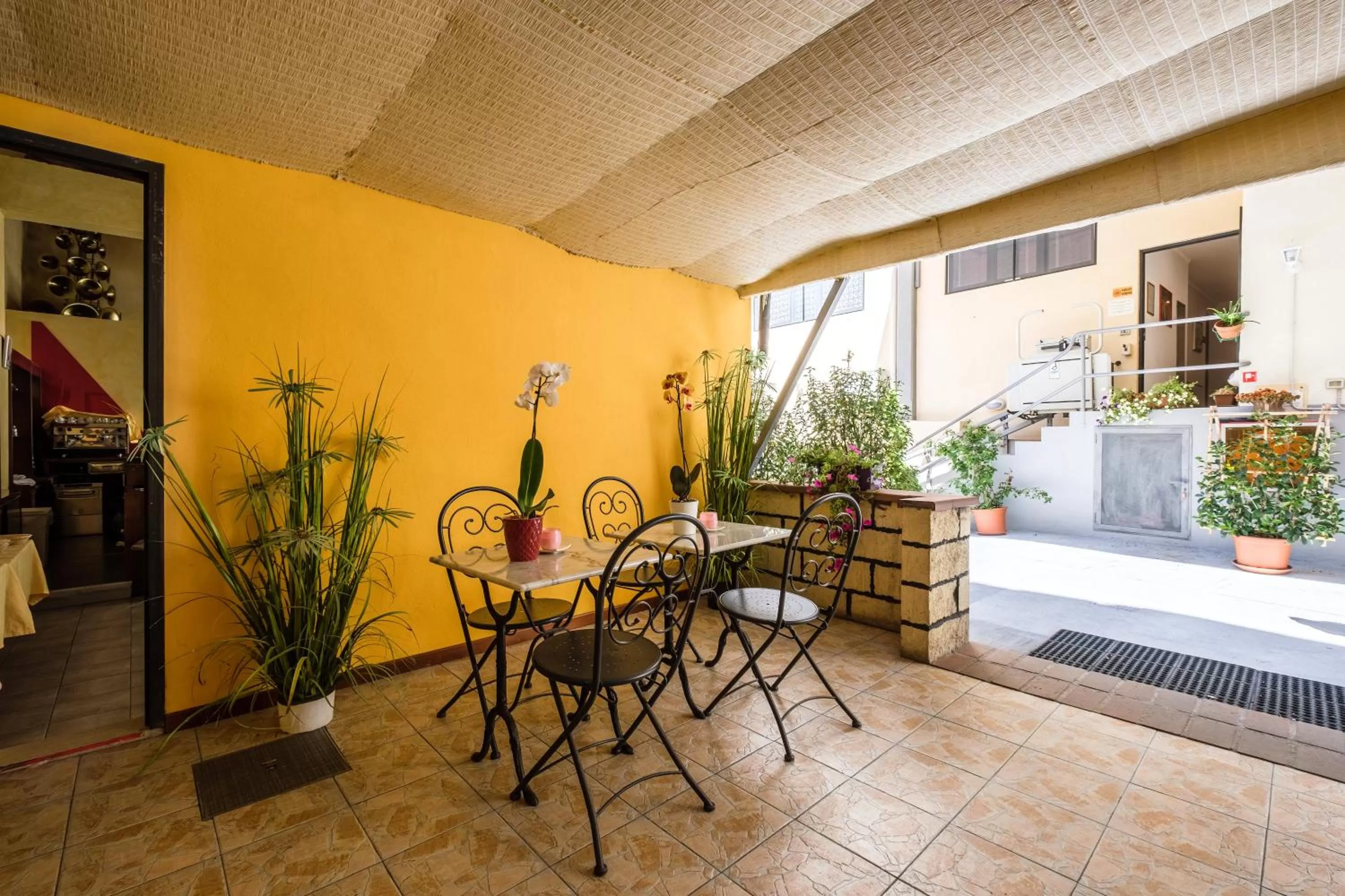 Patio in Hotel Firenze 2000