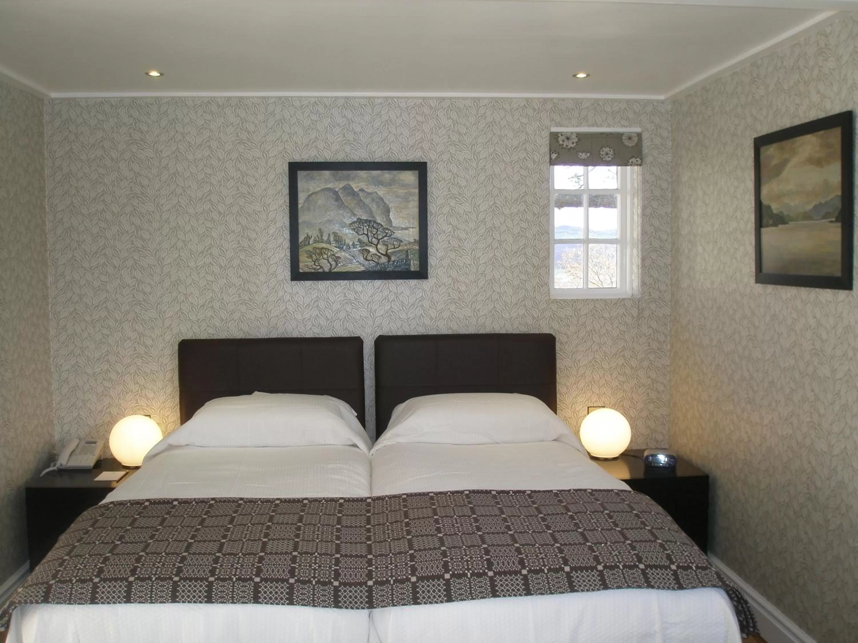 Bed in Portmeirion Village & Castell Deudraeth