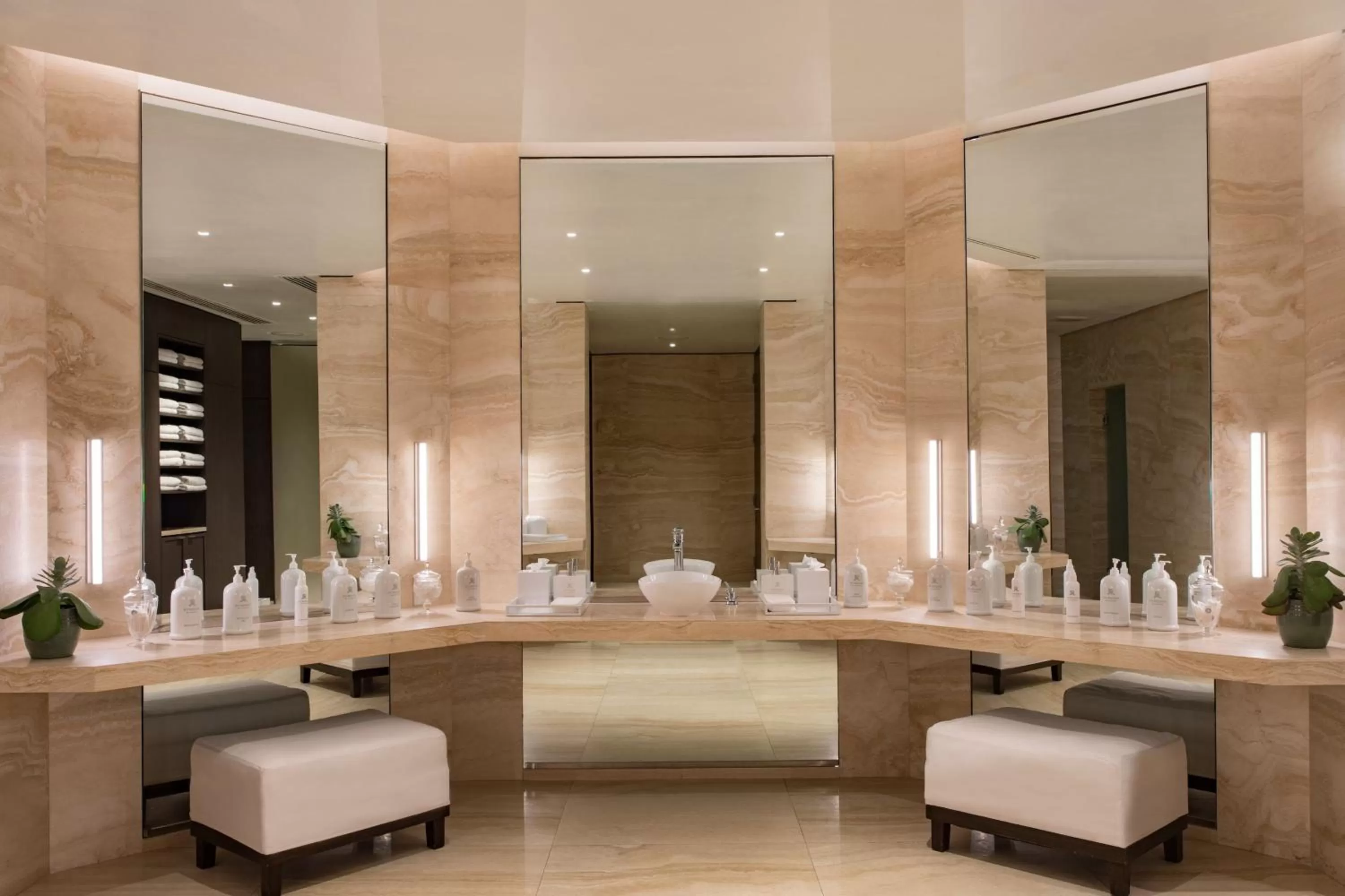 Spa and wellness centre/facilities in The St. Regis Bal Harbour Resort