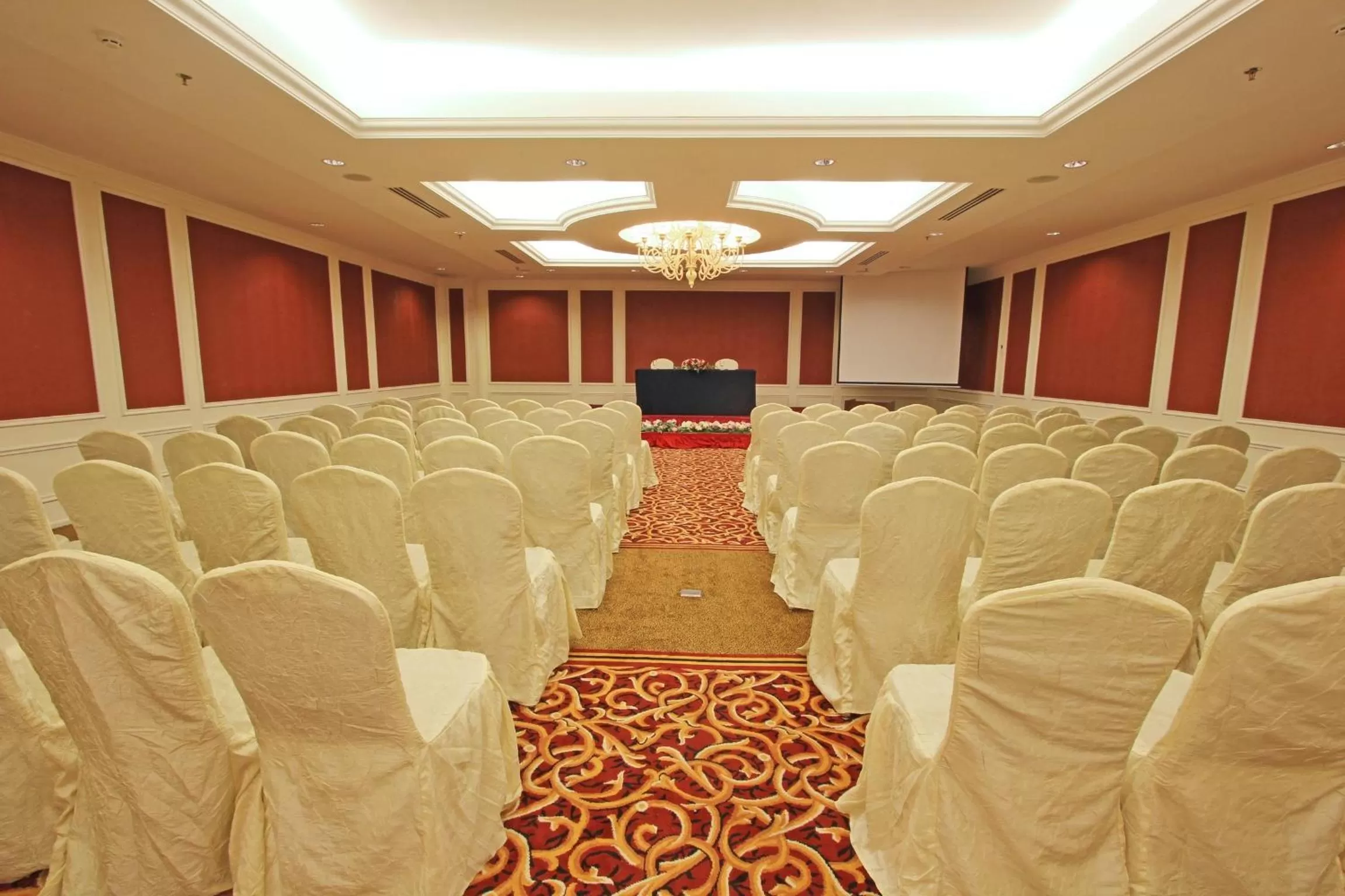 Banquet/Function facilities in Harmoni One Convention Hotel and Service Apartments