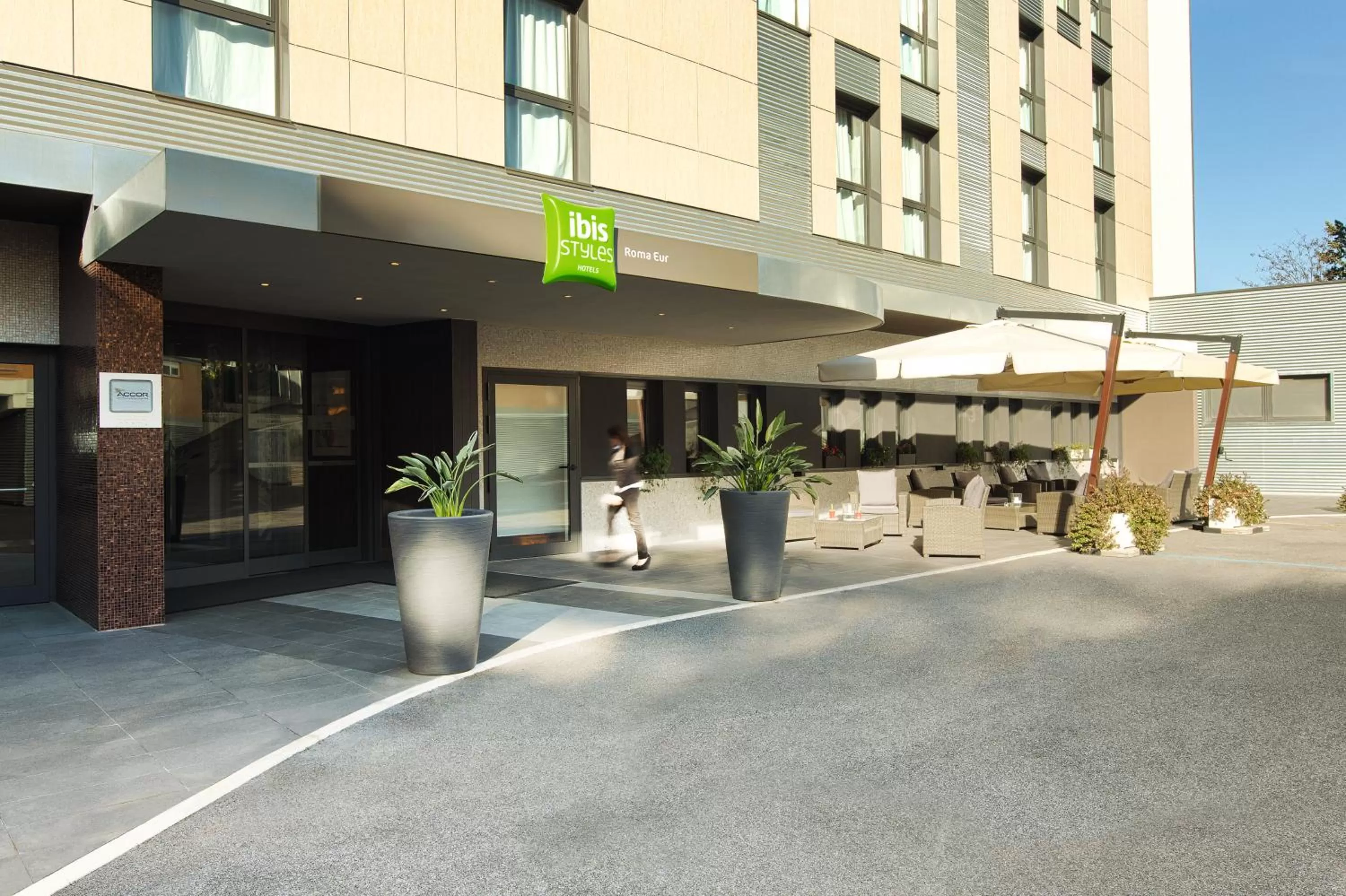 Facade/entrance in Ibis Styles Roma Eur